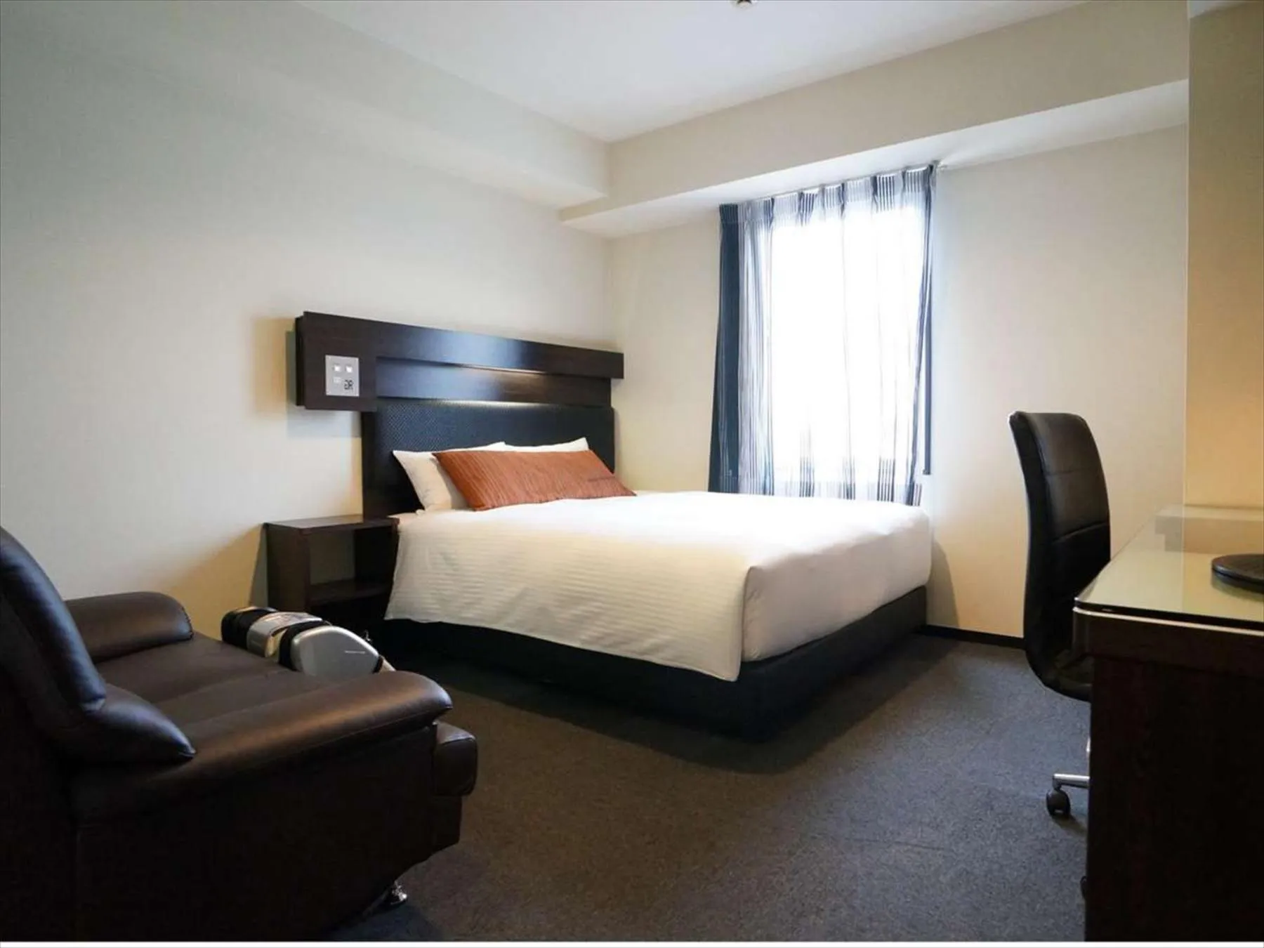 Photo of the whole room, Bed in Green Rich Hotel Osaka Airport