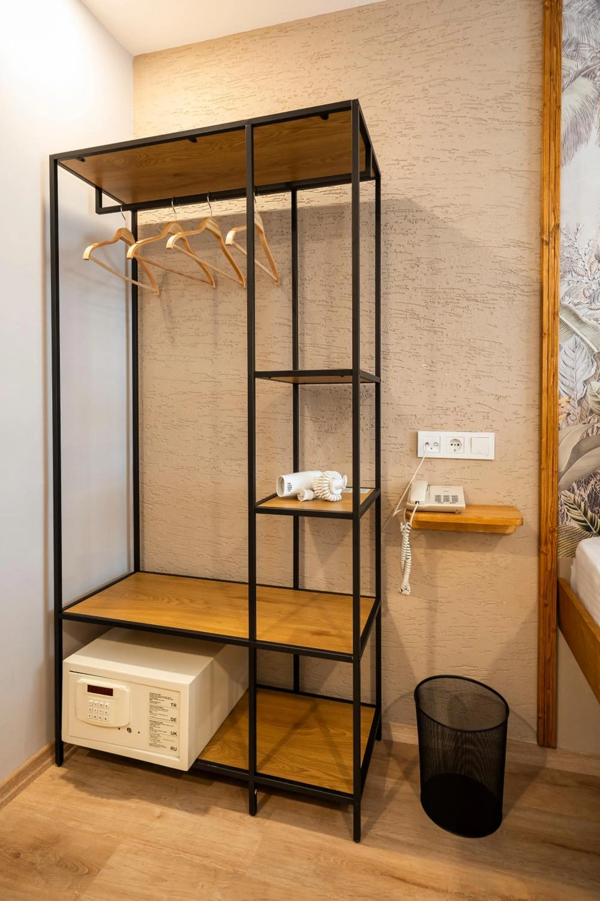 safe, Bed in Sayeban Gold Hotel