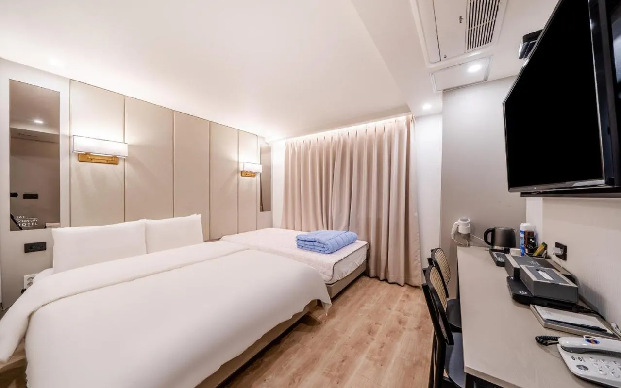 Bed in Ocean city hotel