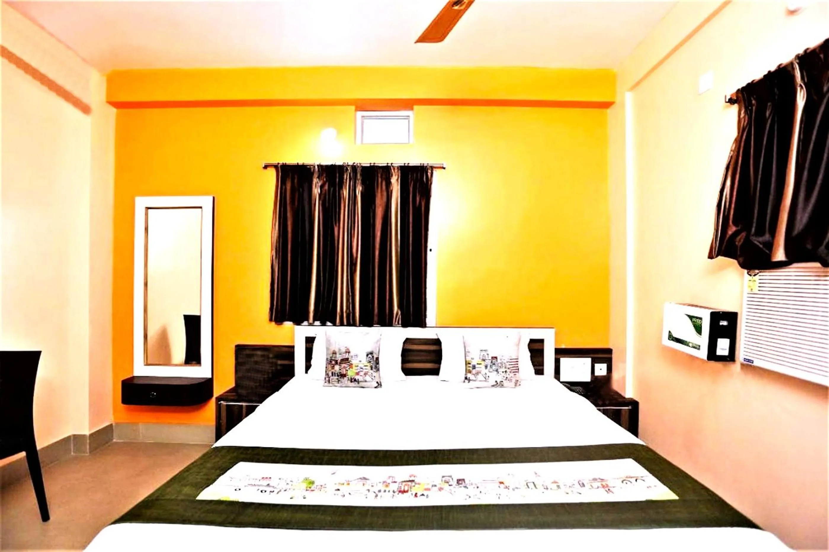 Bed in Goroomgo Krishna Residency Puri Near Sea Beach - Spacious Room with Excellent Service Awarded - Best Seller
