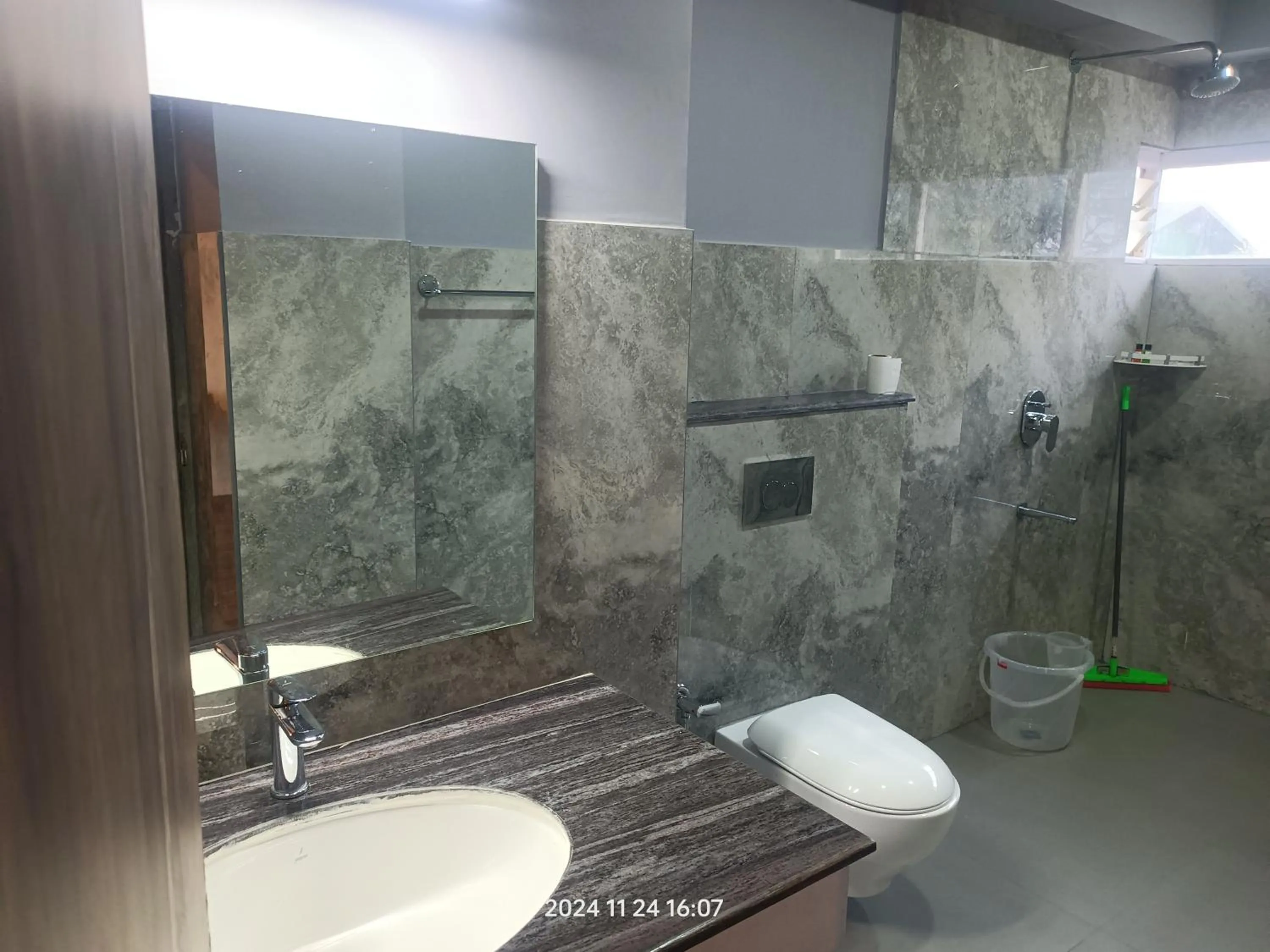 Bathroom in Golden Peaks Hotel & Restaurant