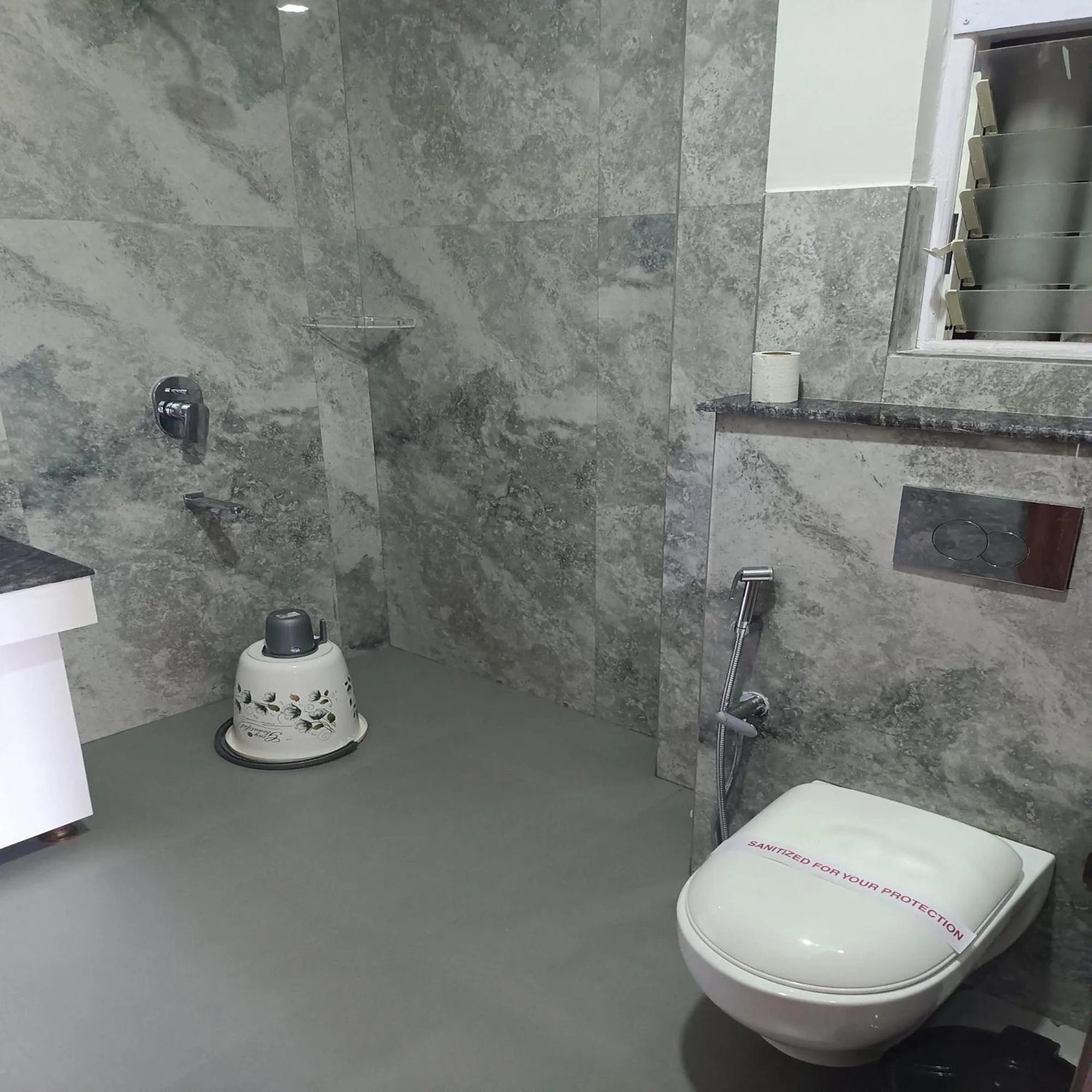 Bathroom in Golden Peaks Hotel & Restaurant