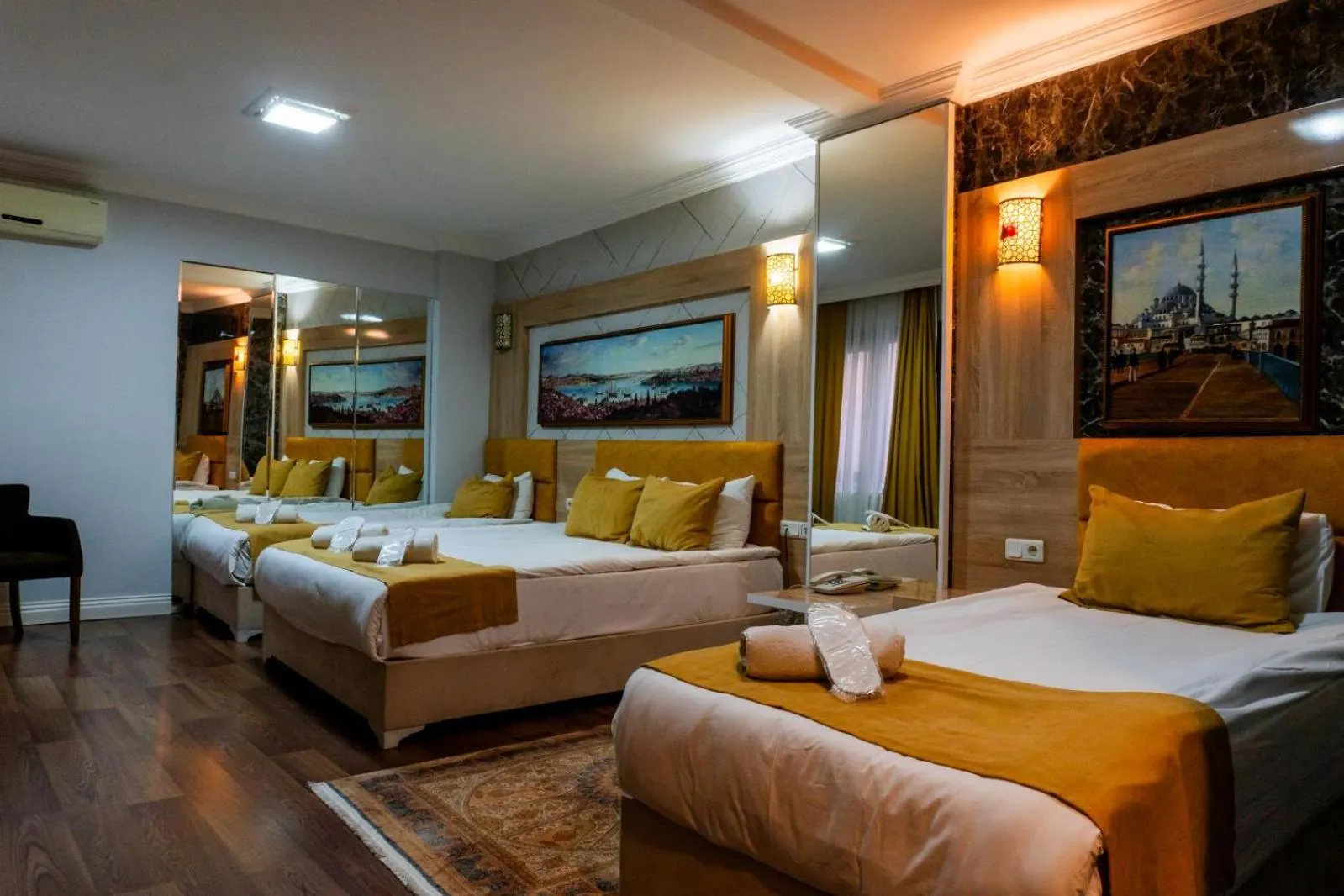 Photo of the whole room, Bed in Kadirga Antik Hotel - Sultanahmet