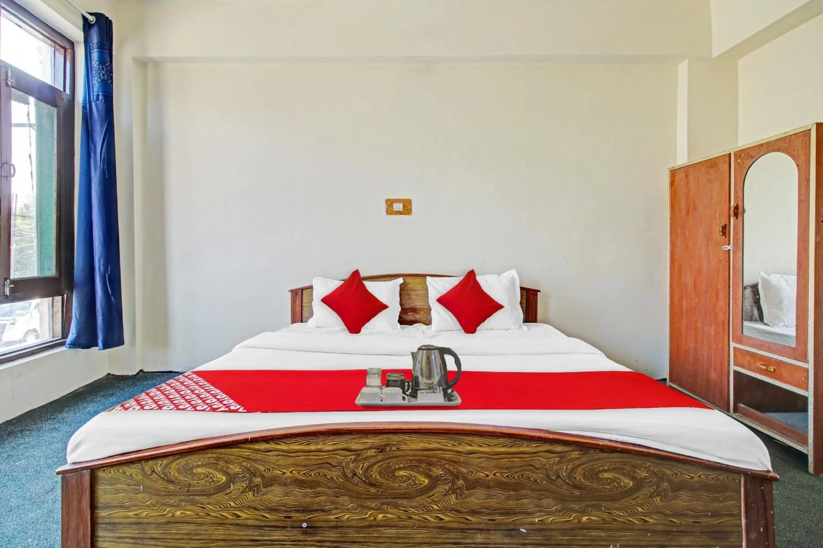 Bedroom, Bed in Hotel O Hunter's & Cafe