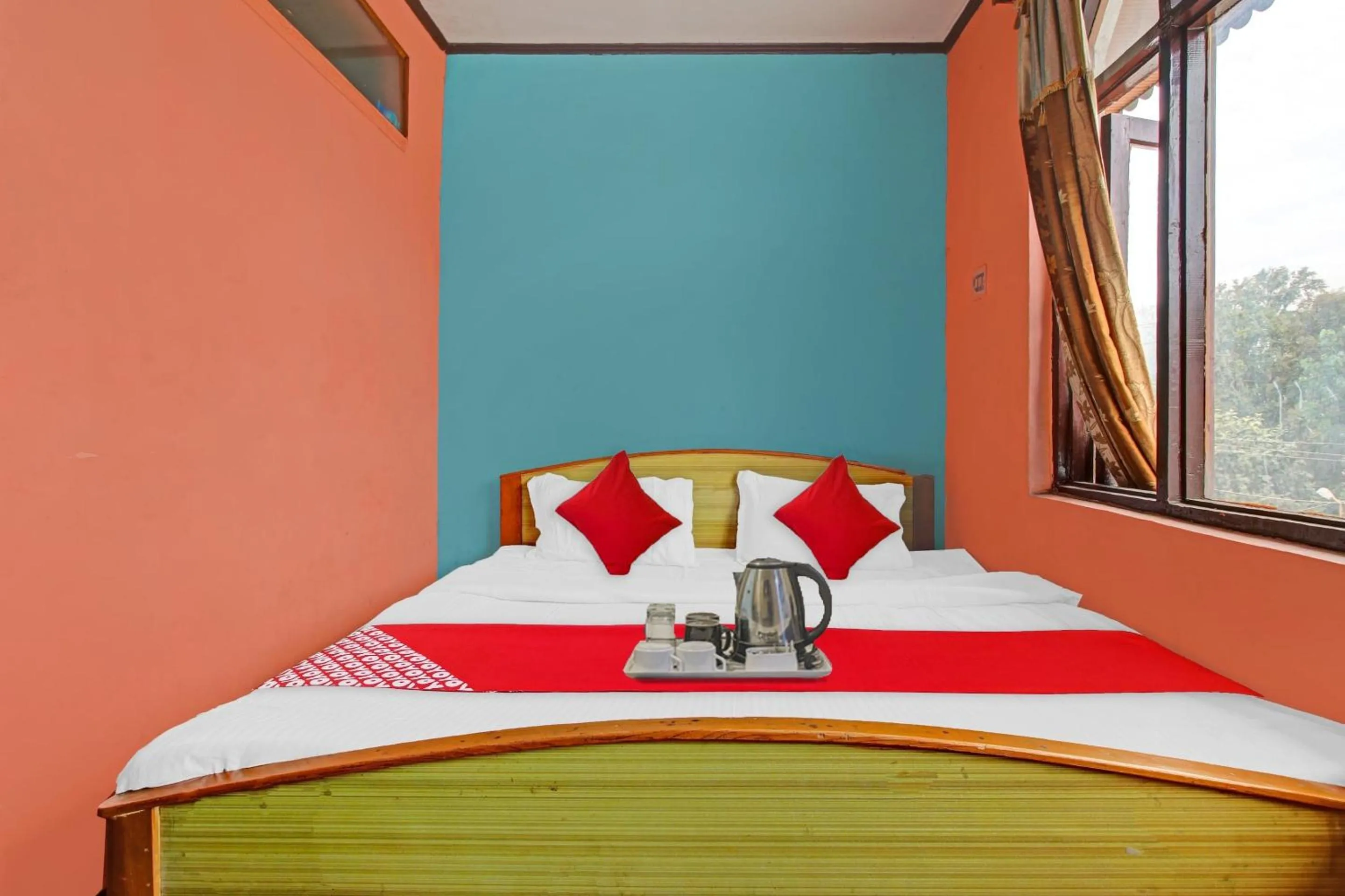 Bedroom, Bed in Hotel O Hunter's & Cafe