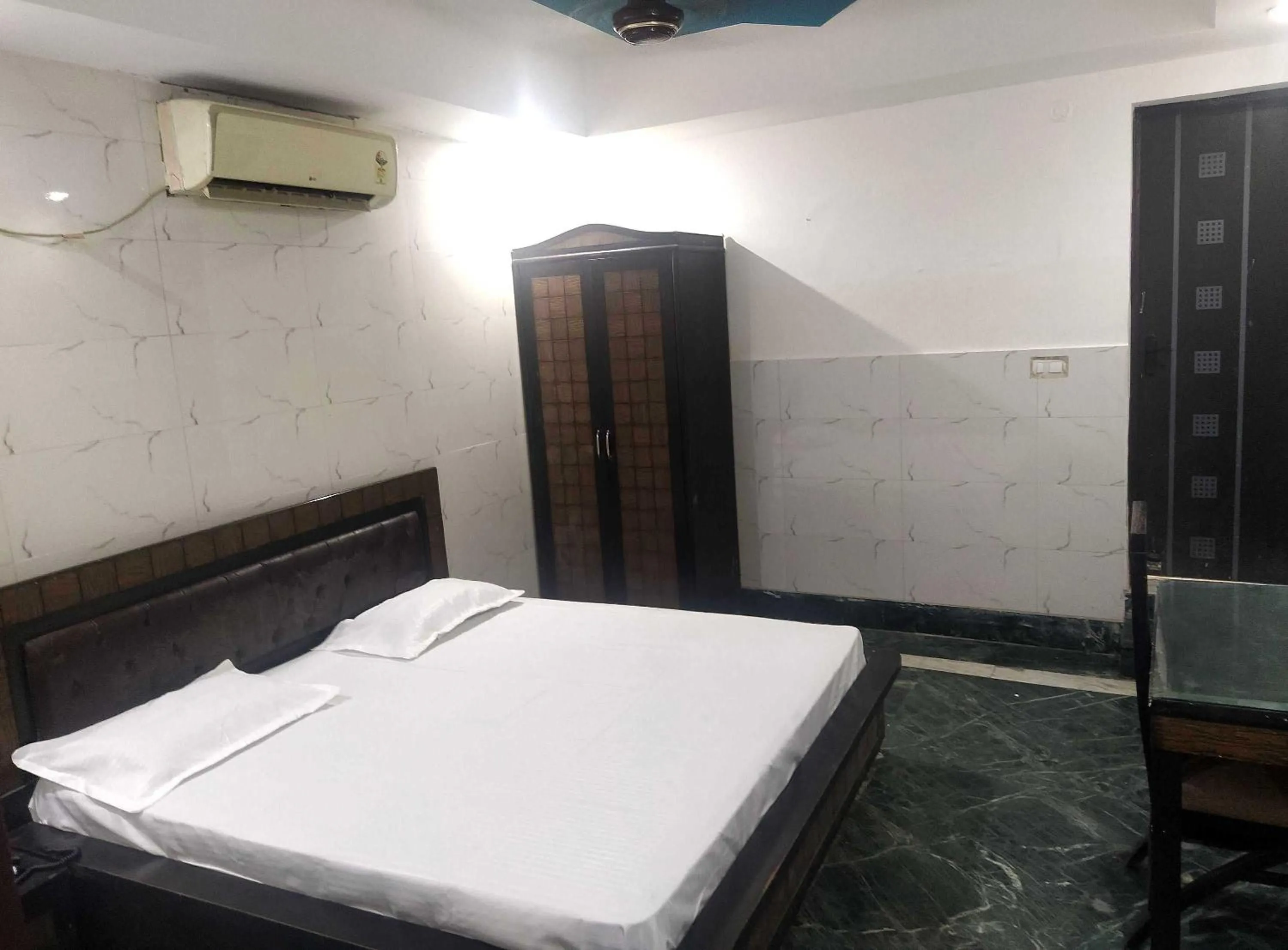 Bedroom, Bed in Hotel O Delite Hotel Near Leisure Valley Park