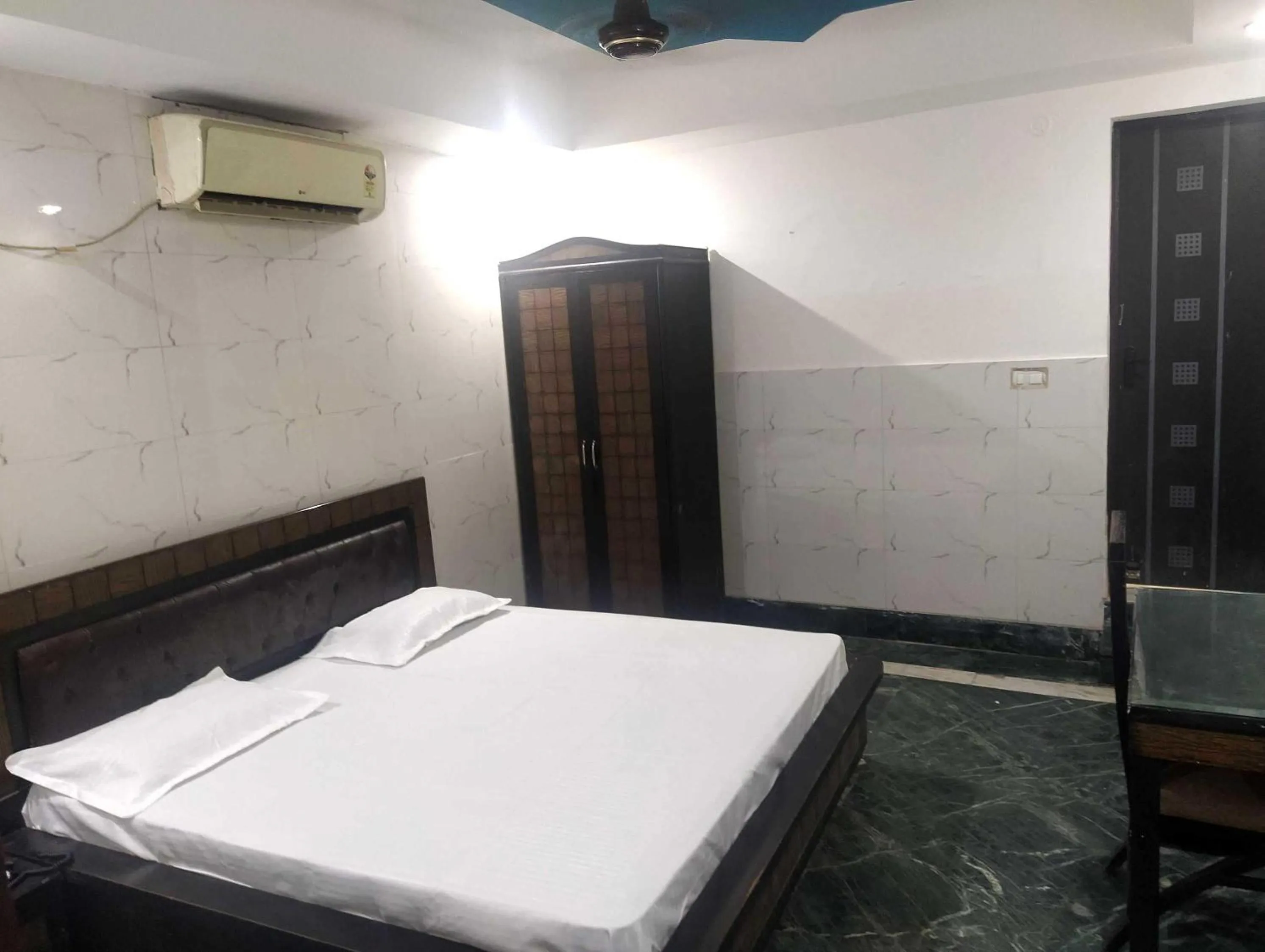 Bedroom, Bed in Hotel O Delite Hotel Near Leisure Valley Park