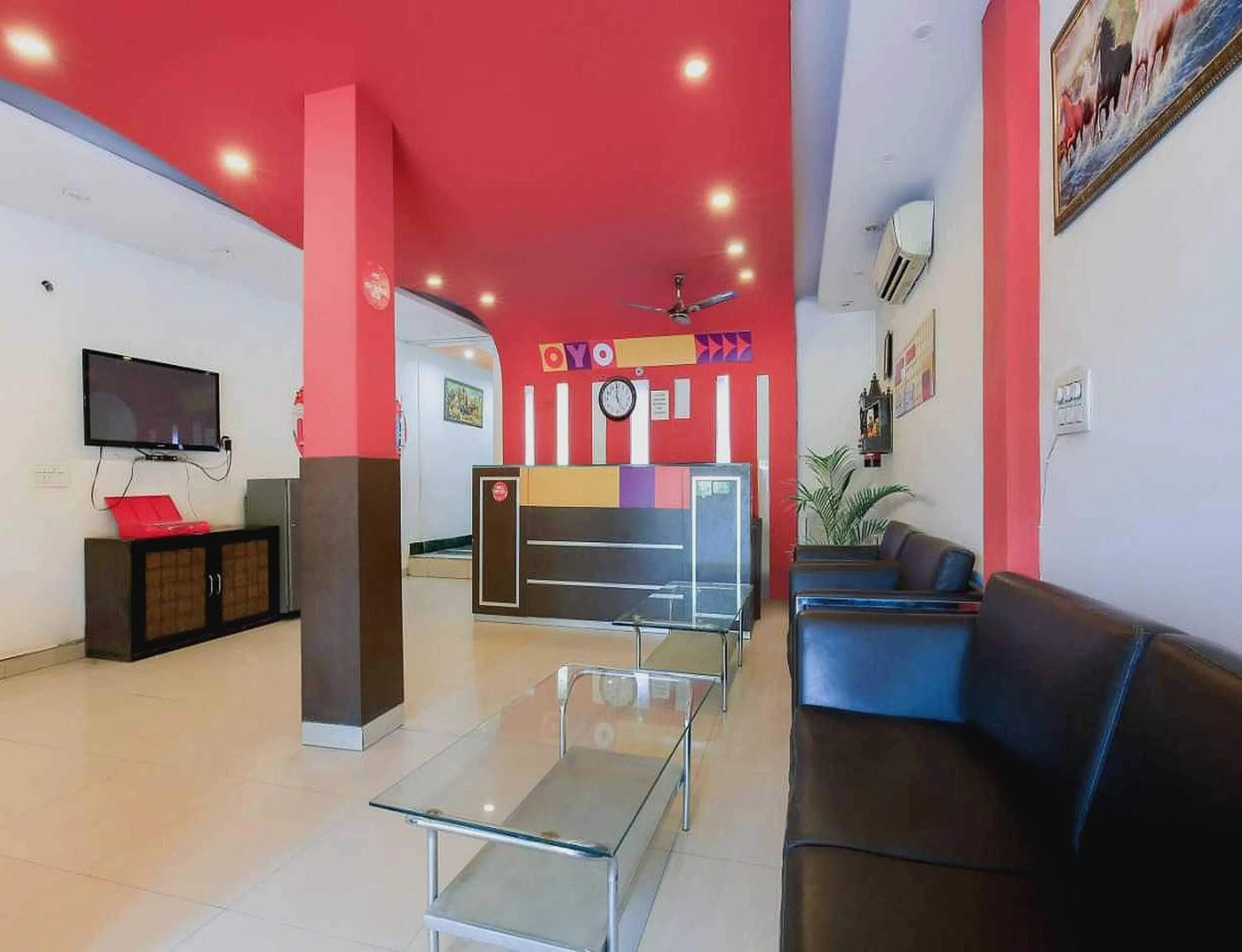 Lobby or reception in Hotel O Delite Hotel Near Leisure Valley Park