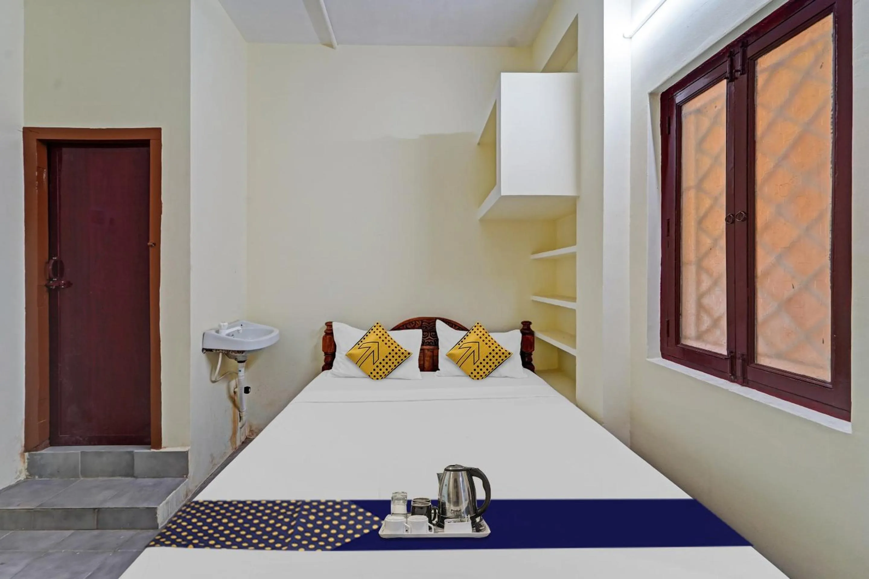 Bedroom in SPOT ON Sri Sakthi Guest House