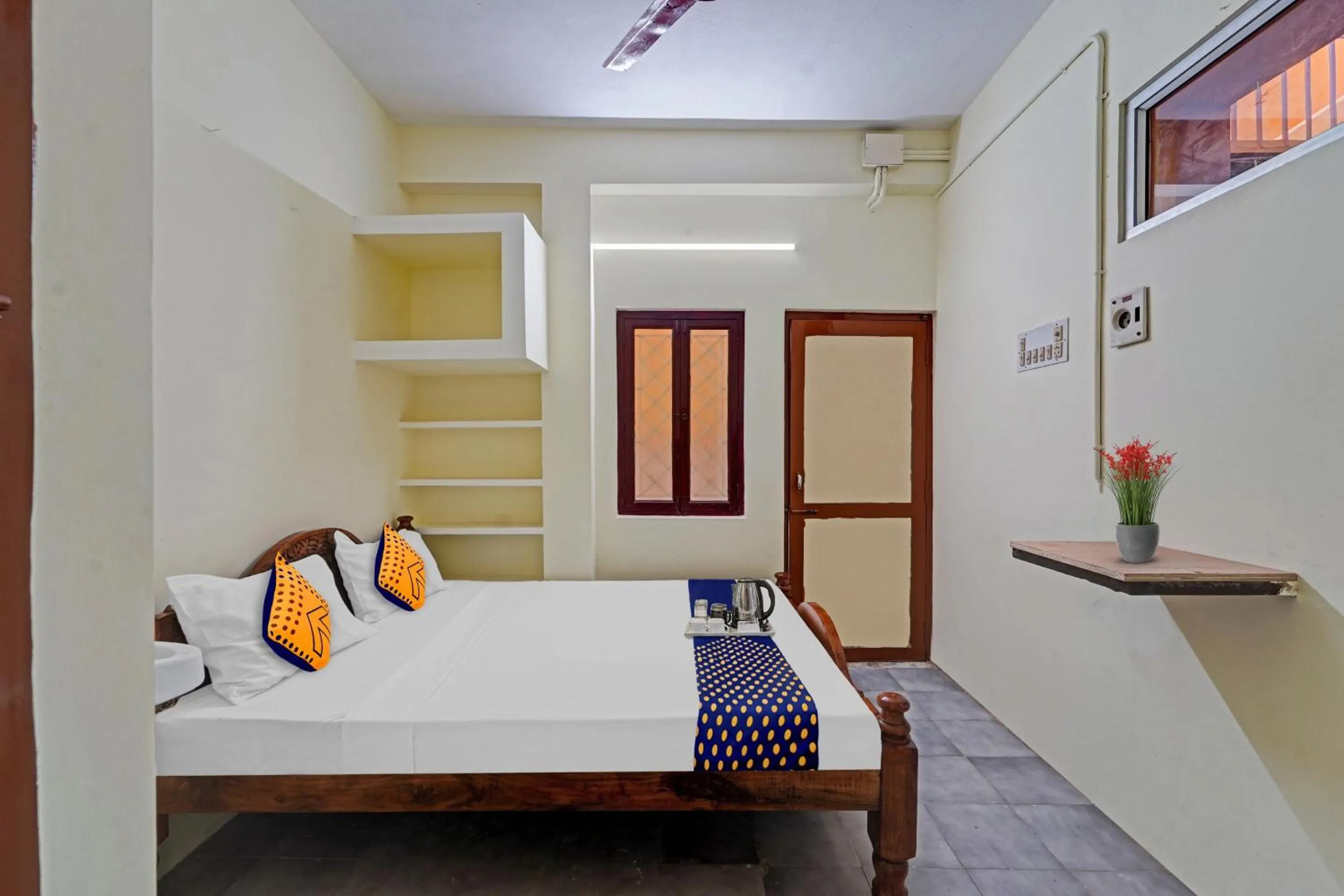 Bedroom in SPOT ON Sri Sakthi Guest House