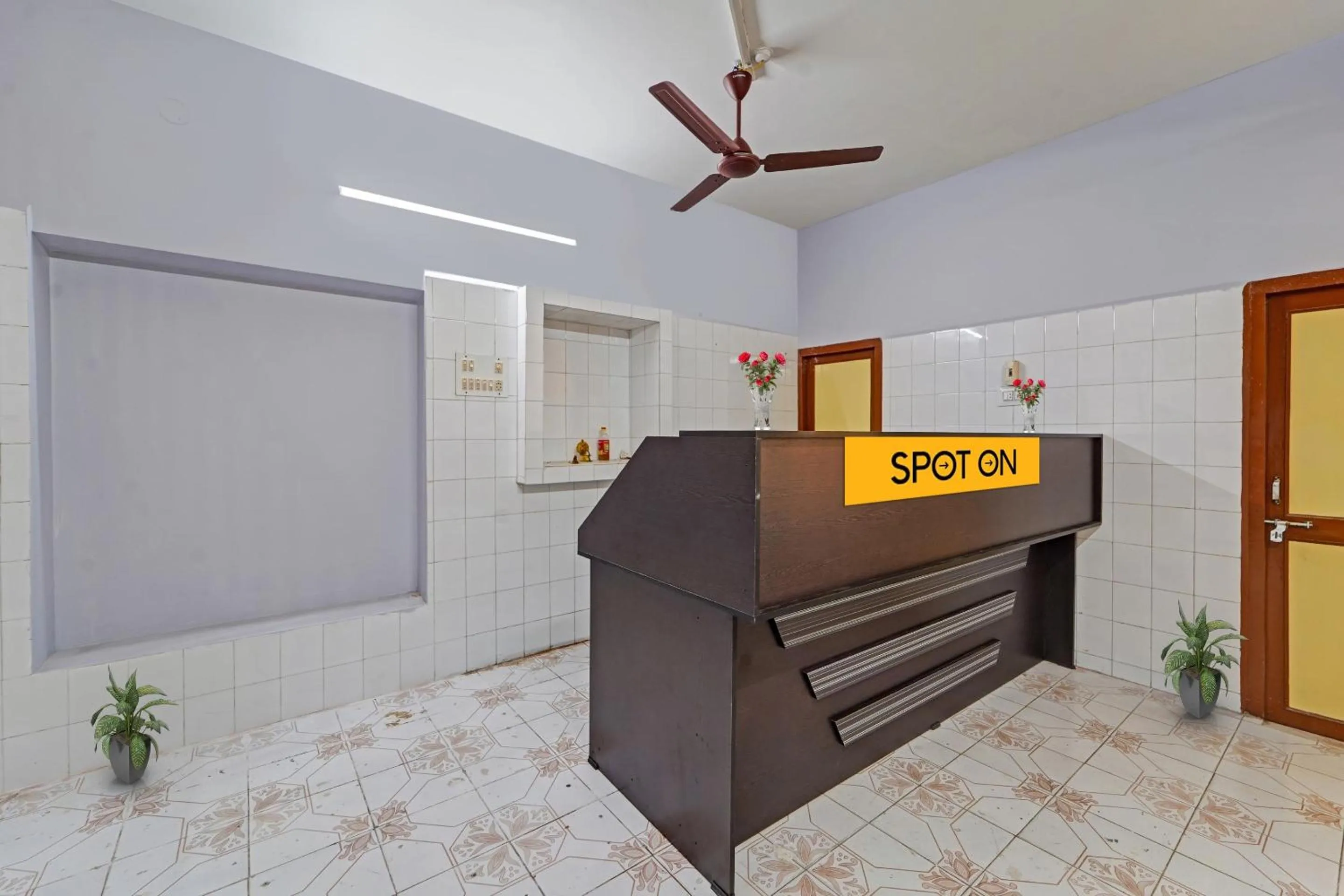 Lobby or reception in SPOT ON Sri Sakthi Guest House