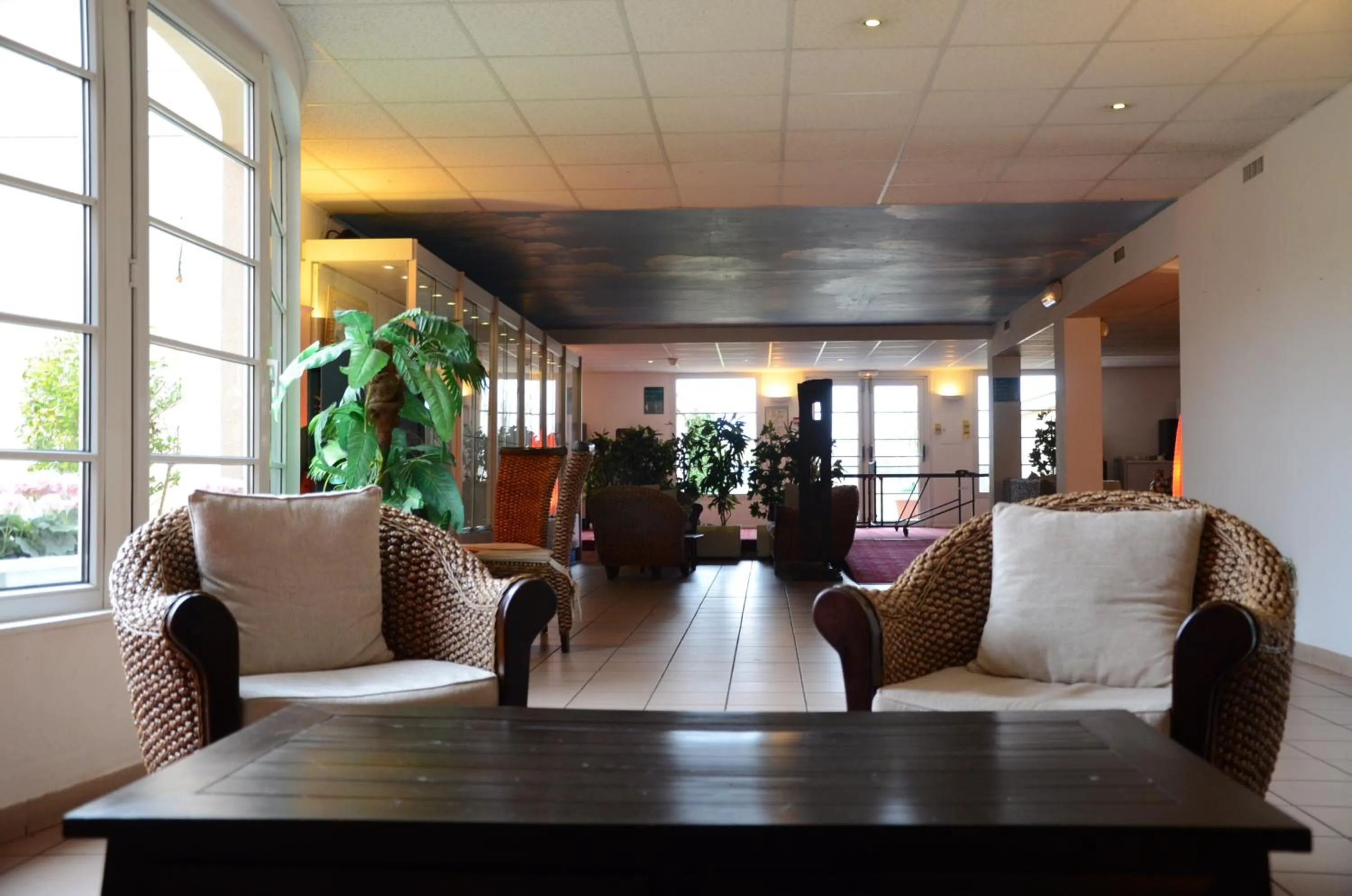 Lounge or bar in Espace Leonard De Vinci