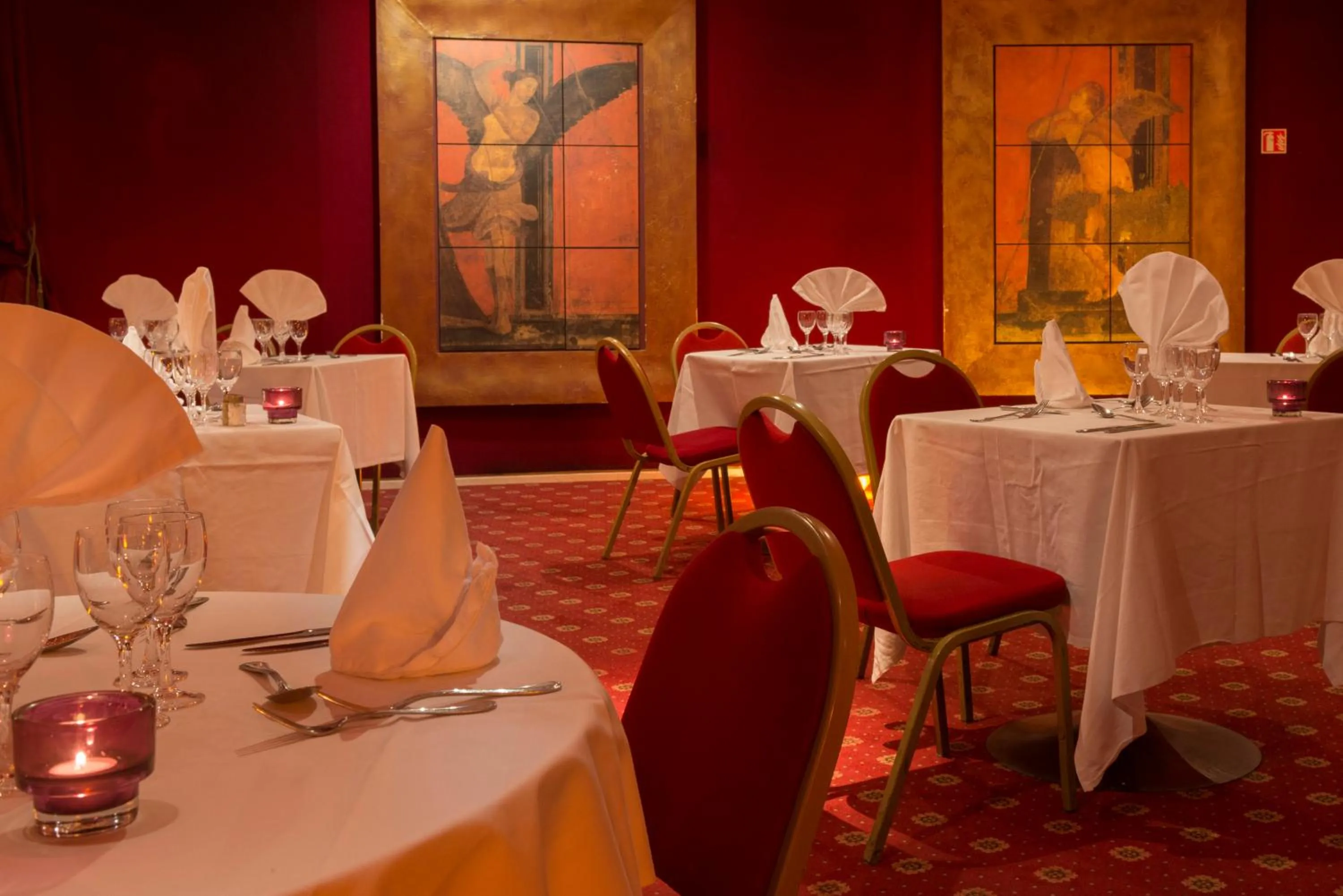 Restaurant/places to eat in Espace Leonard De Vinci