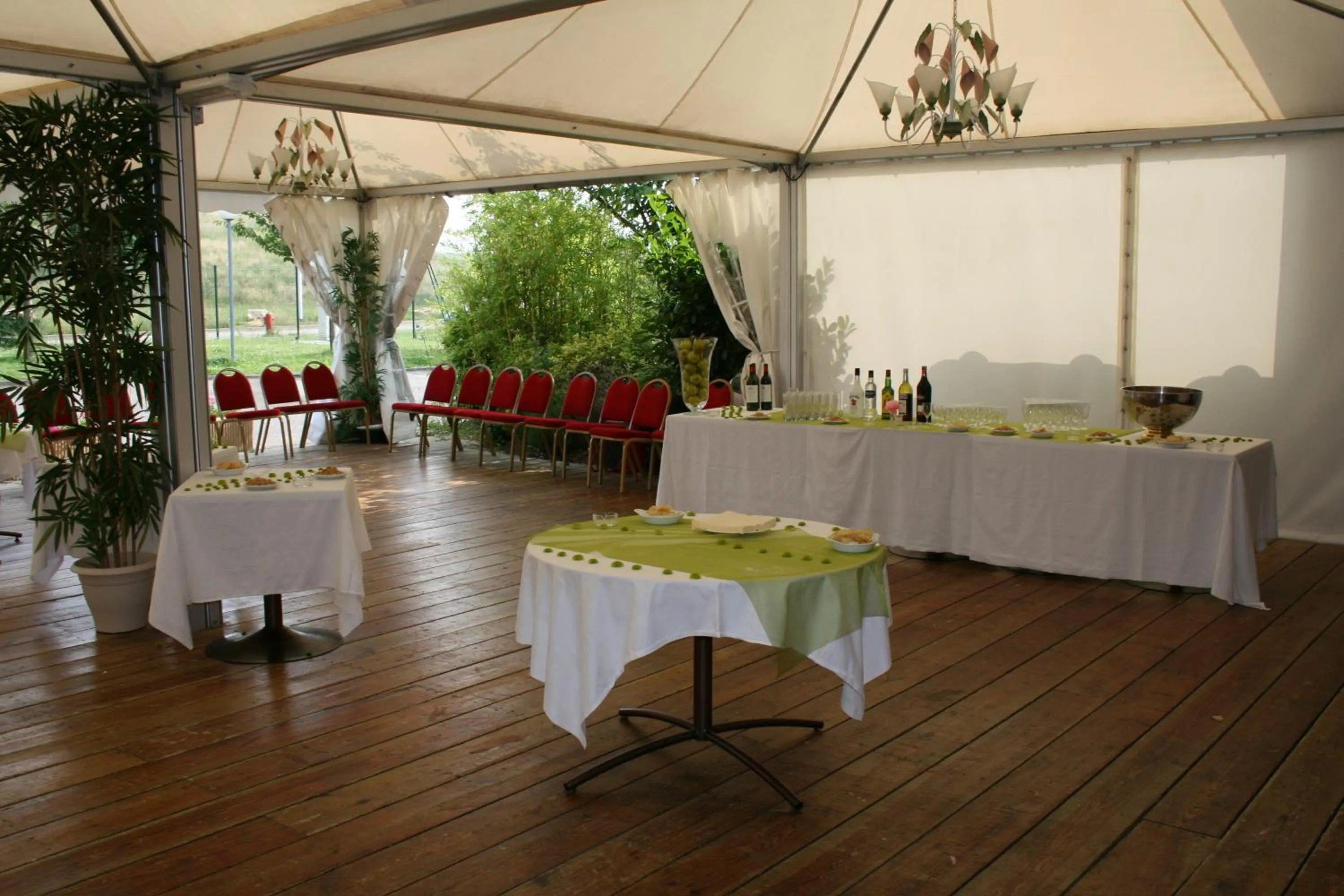 Banquet/Function facilities in Espace Leonard De Vinci