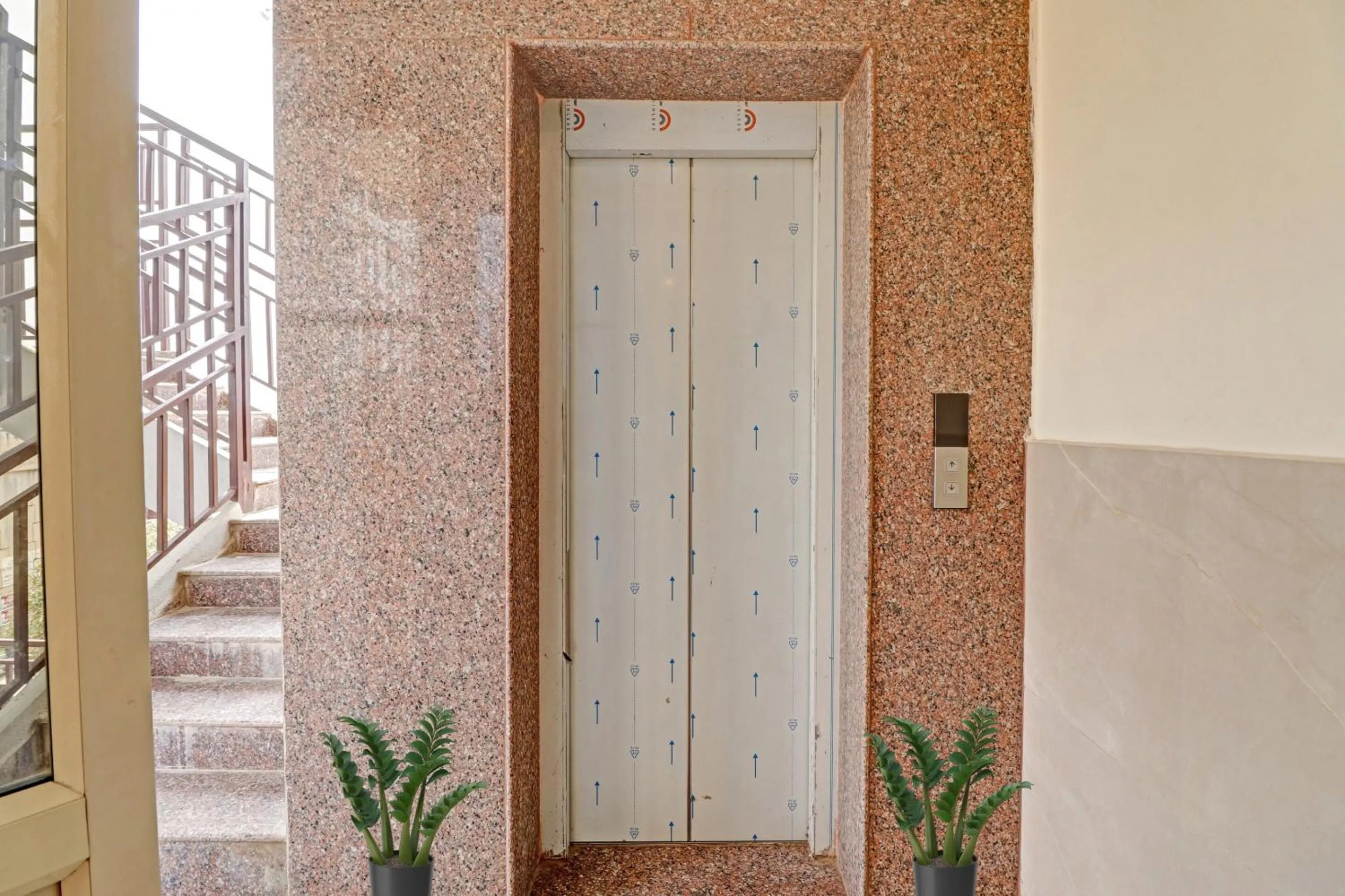 Facade/entrance in Hotel O GN Nelli Suites