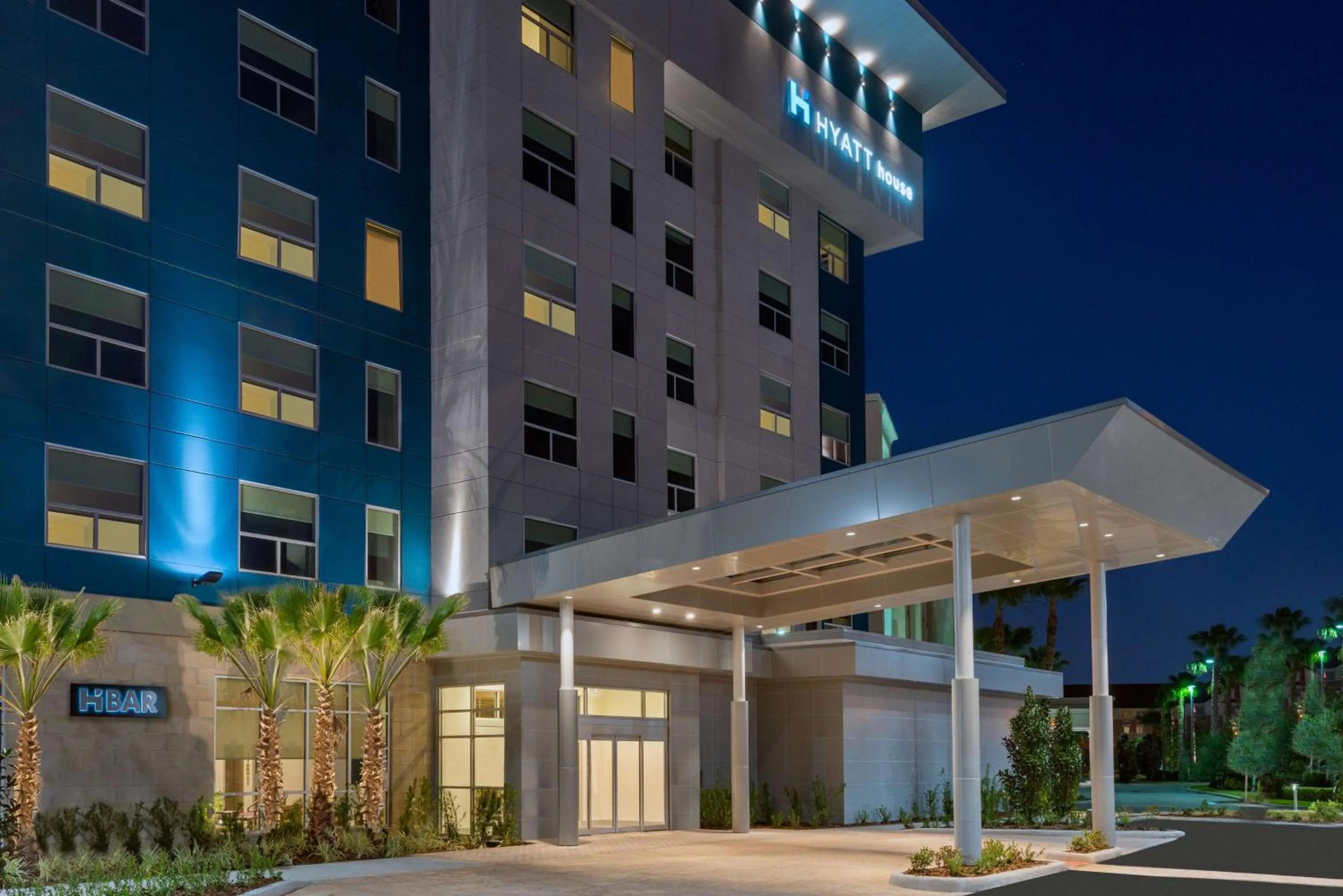 Property building in Hyatt House Orlando Airport