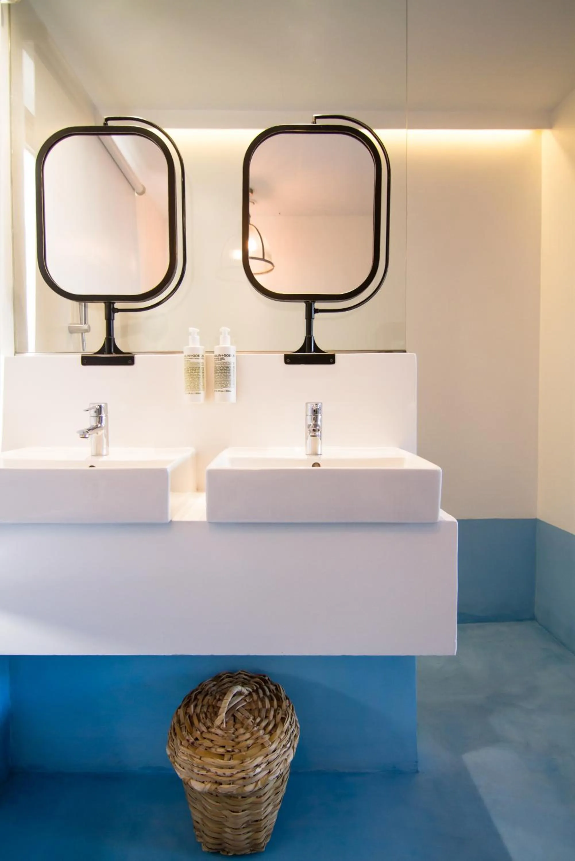 Bathroom in 7 Islas Hotel