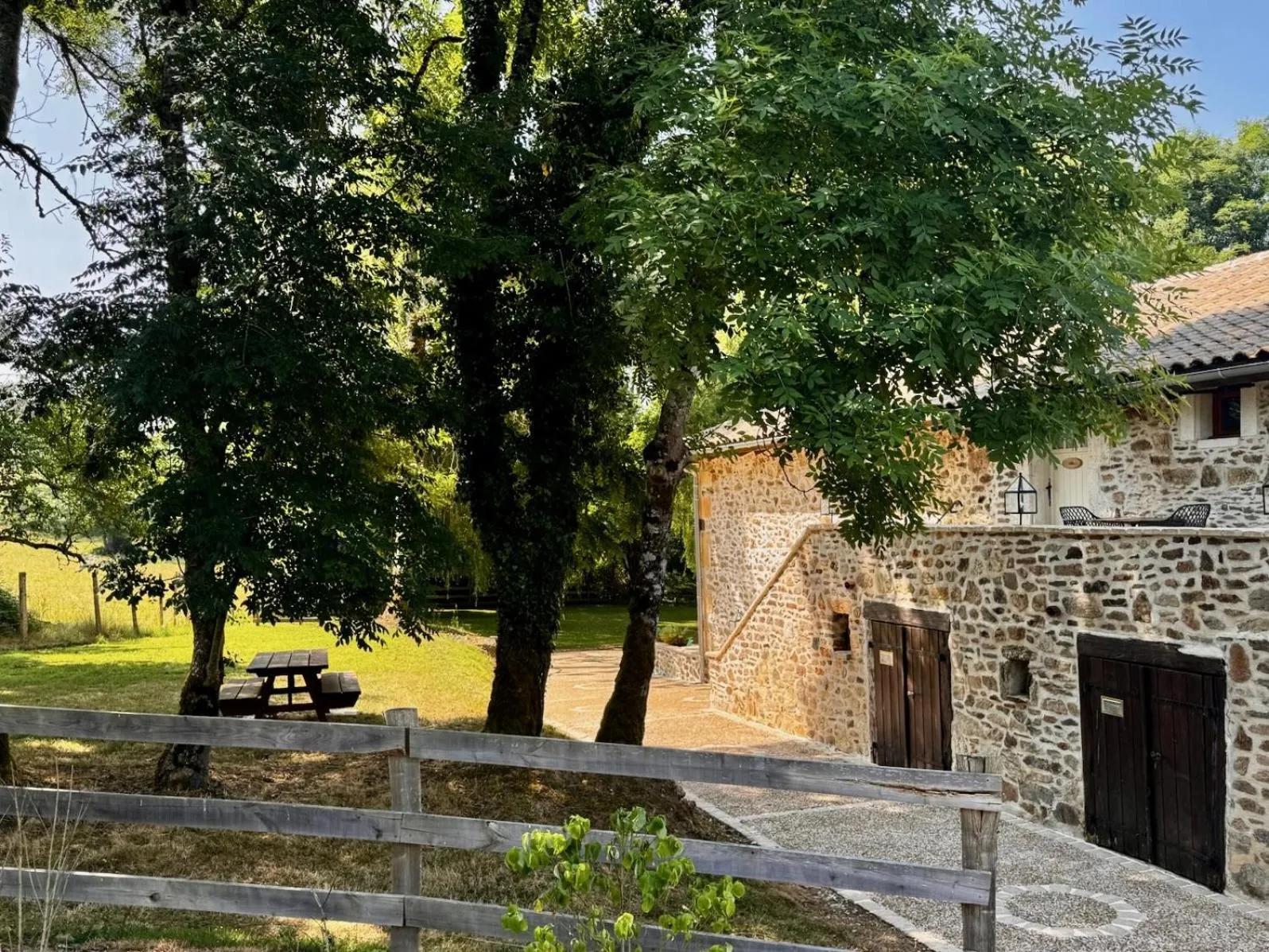 Domaine de Brise Bois - Chambres & Gîtes