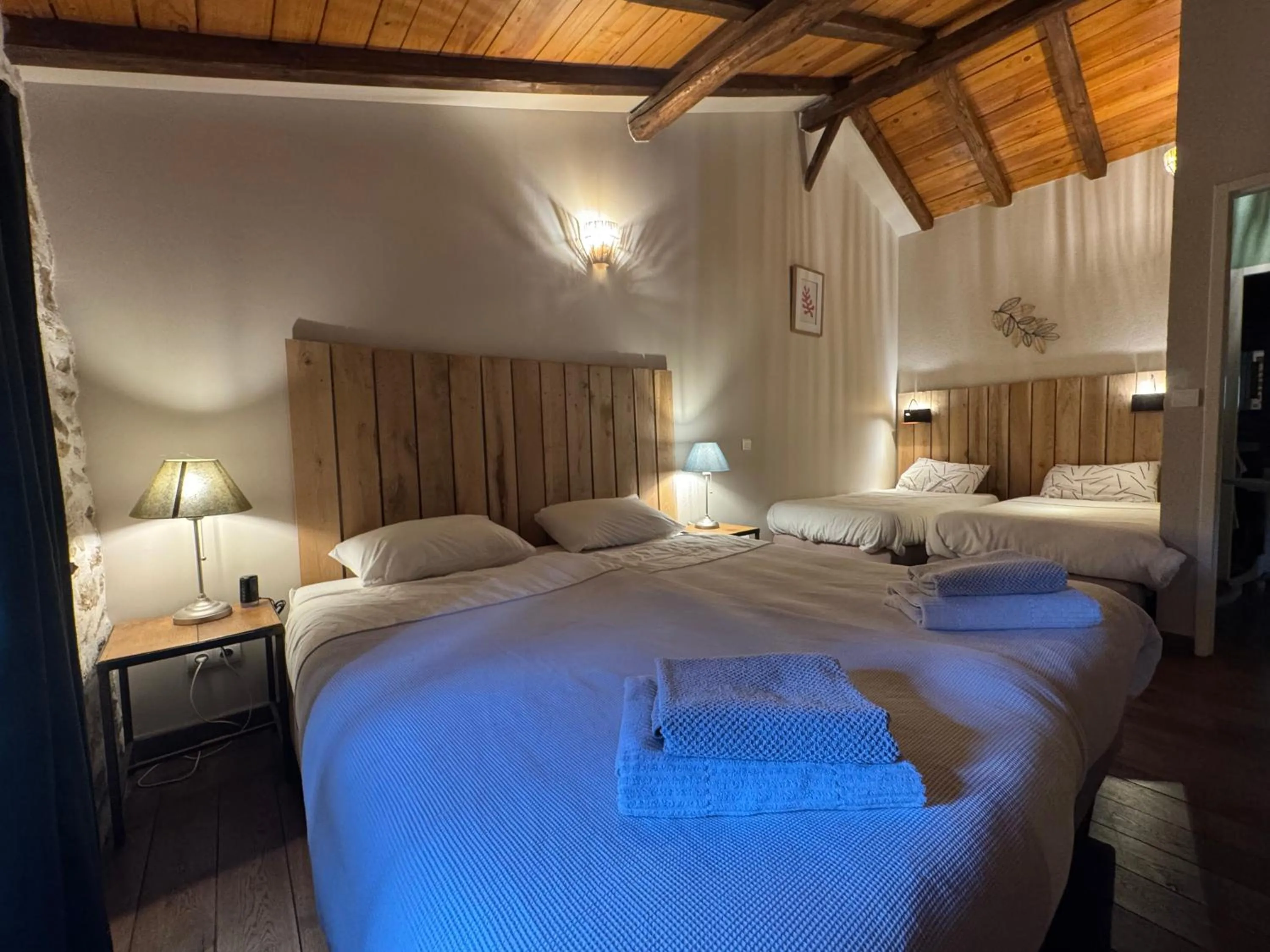 Bed in Domaine de Brise Bois - Chambres & Gîtes