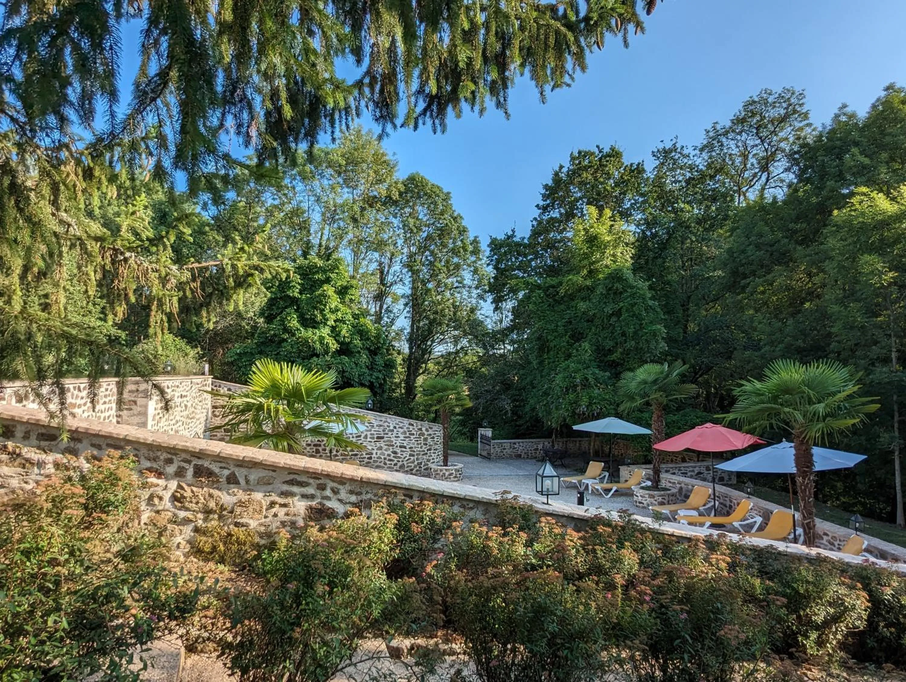 Deluxe Two-Bedroom Apartment in Domaine de Brise Bois - Chambres & Gîtes