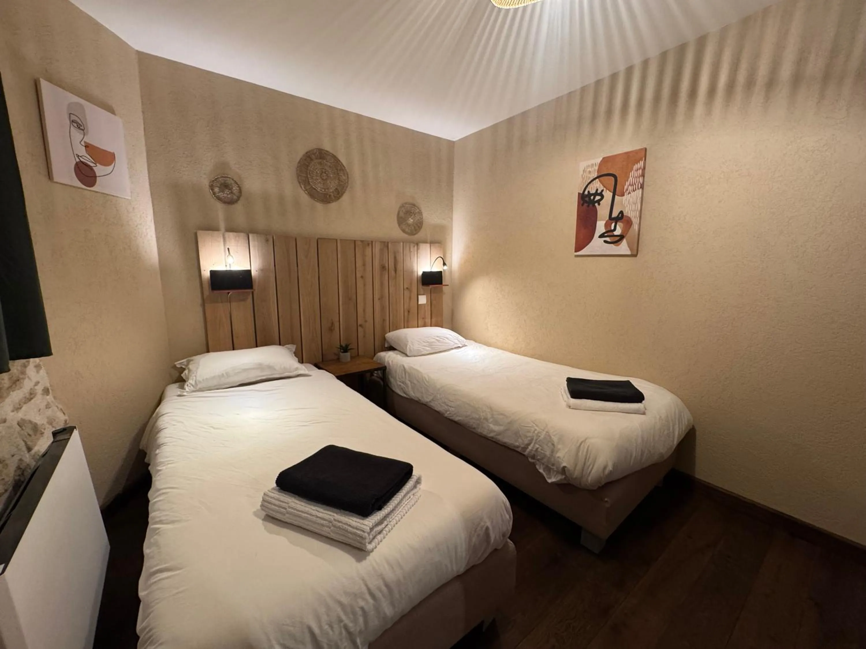 Bed in Domaine de Brise Bois - Chambres & Gîtes