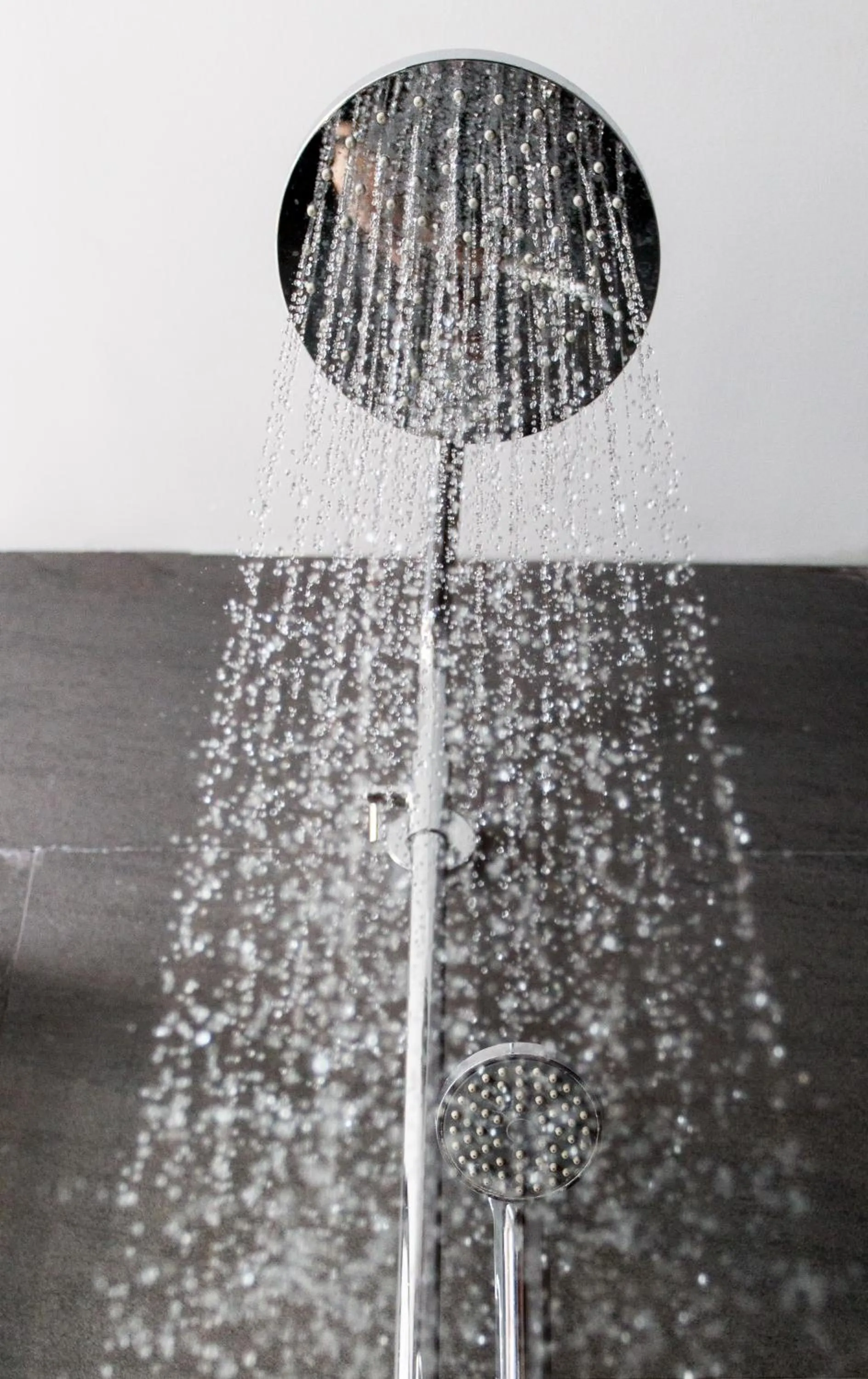 Shower in Hotel Kramer