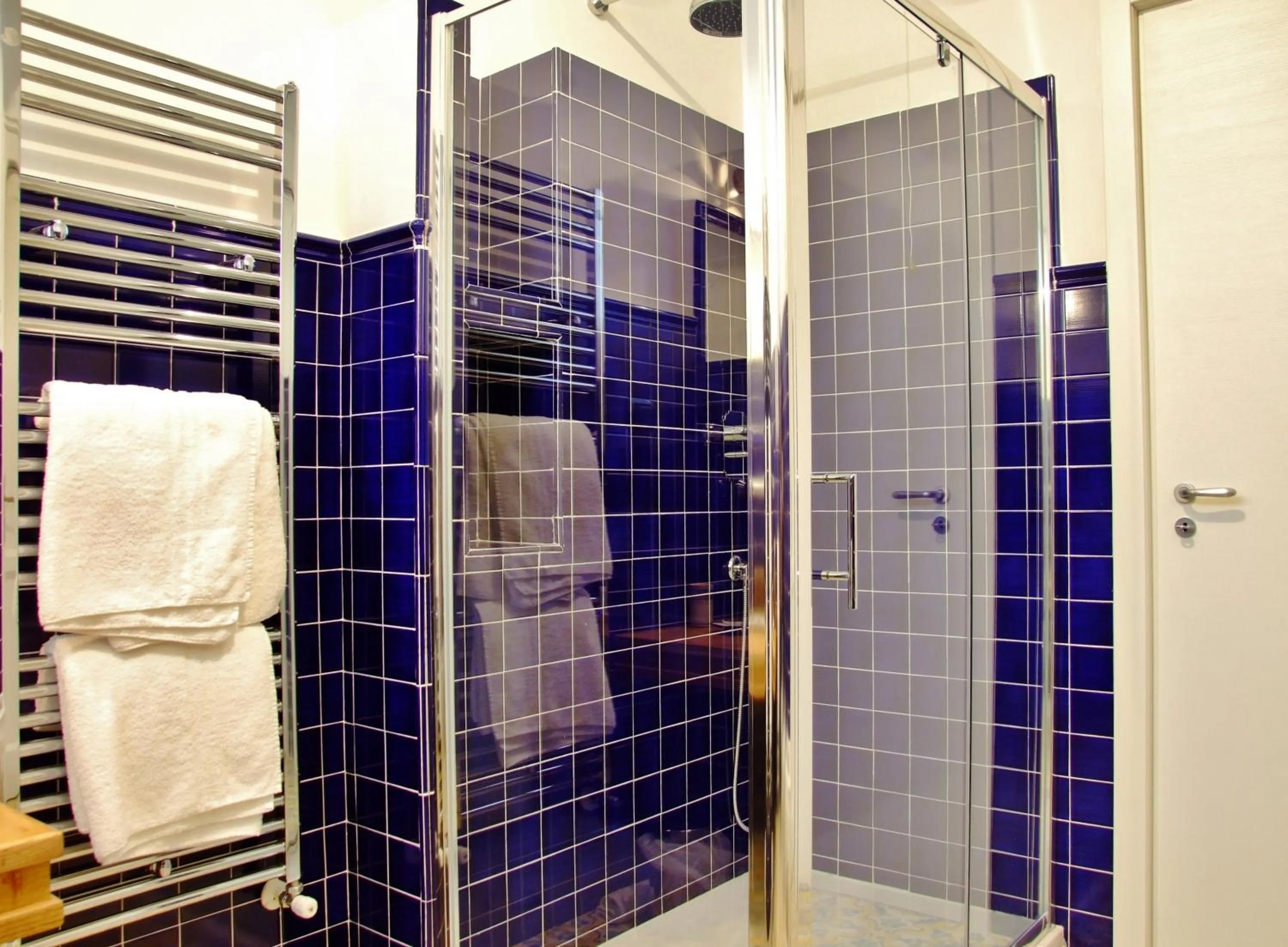 Shower in L'Una di Notte