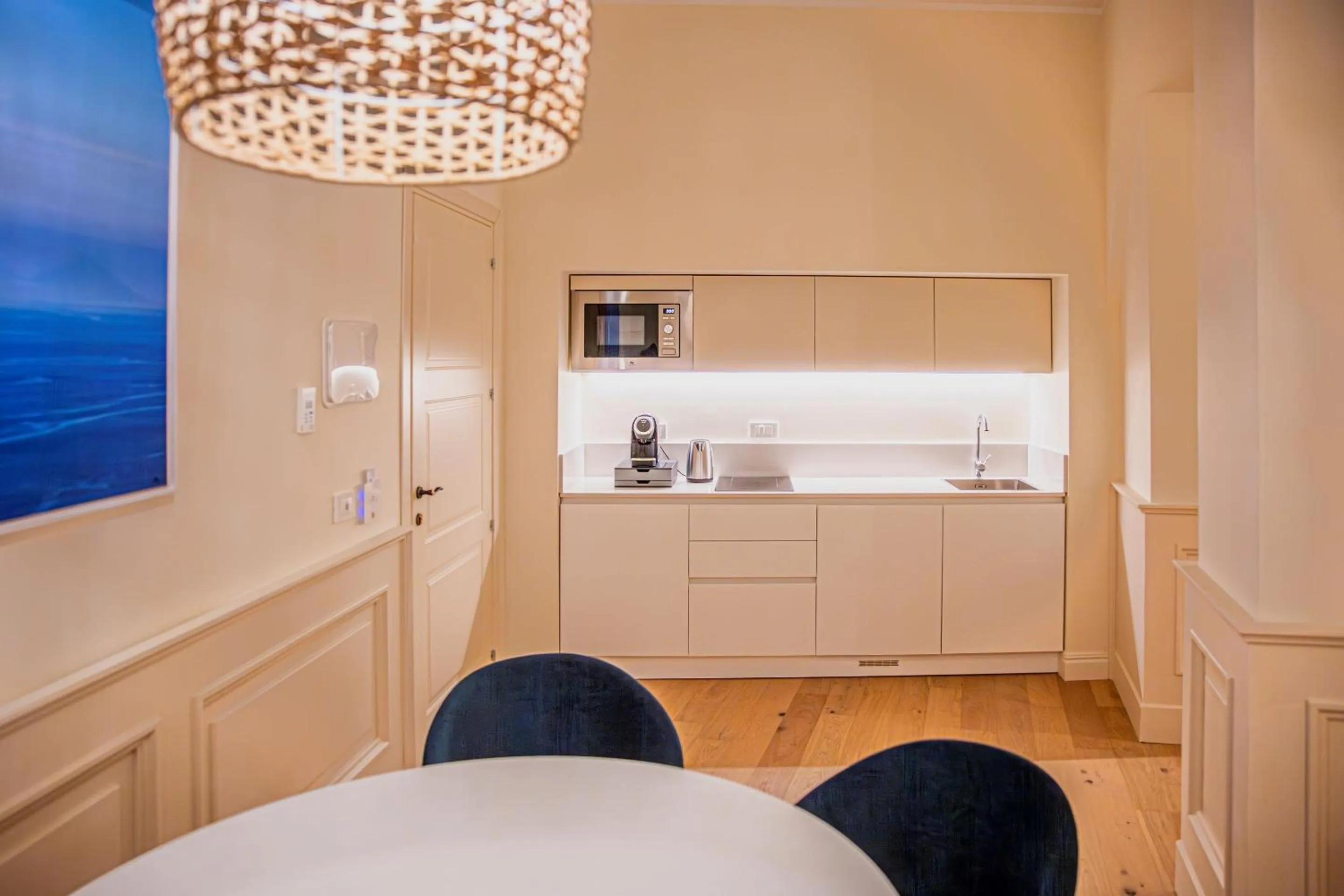 Kitchen or kitchenette in Costamante Suites & Spa