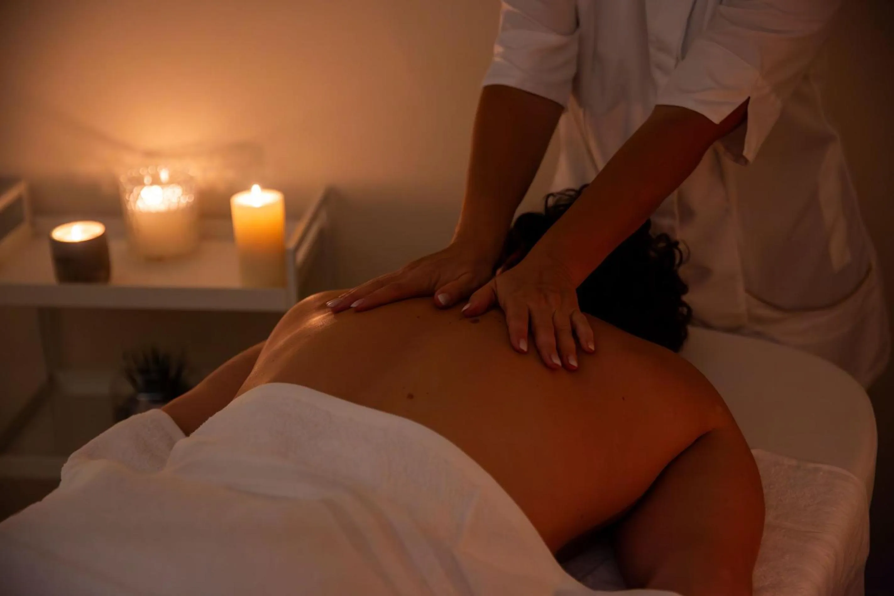 Massage in Costamante Suites & Spa