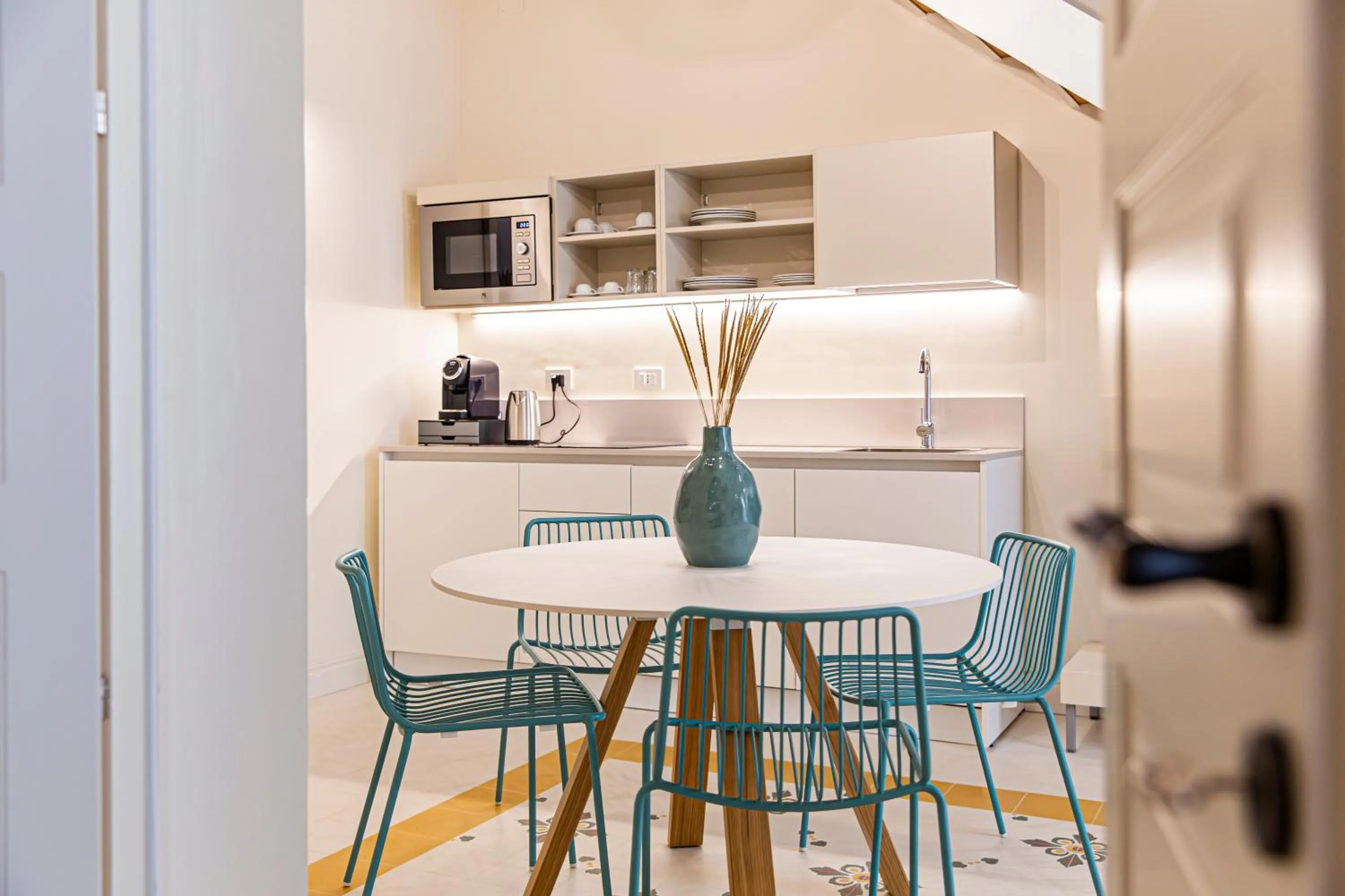 Kitchen or kitchenette in Costamante Suites & Spa