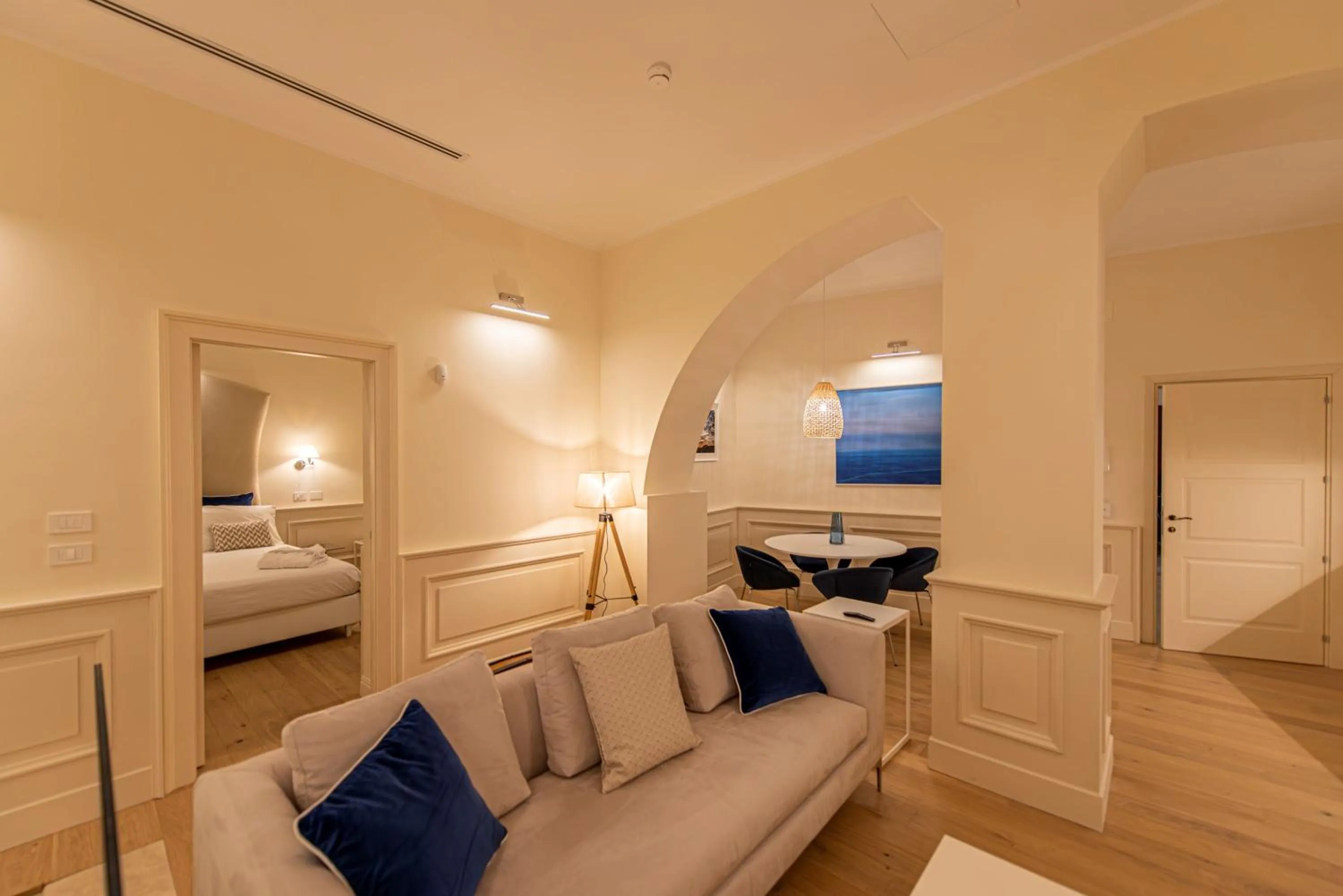 Living room, Bed in Costamante Suites & Spa