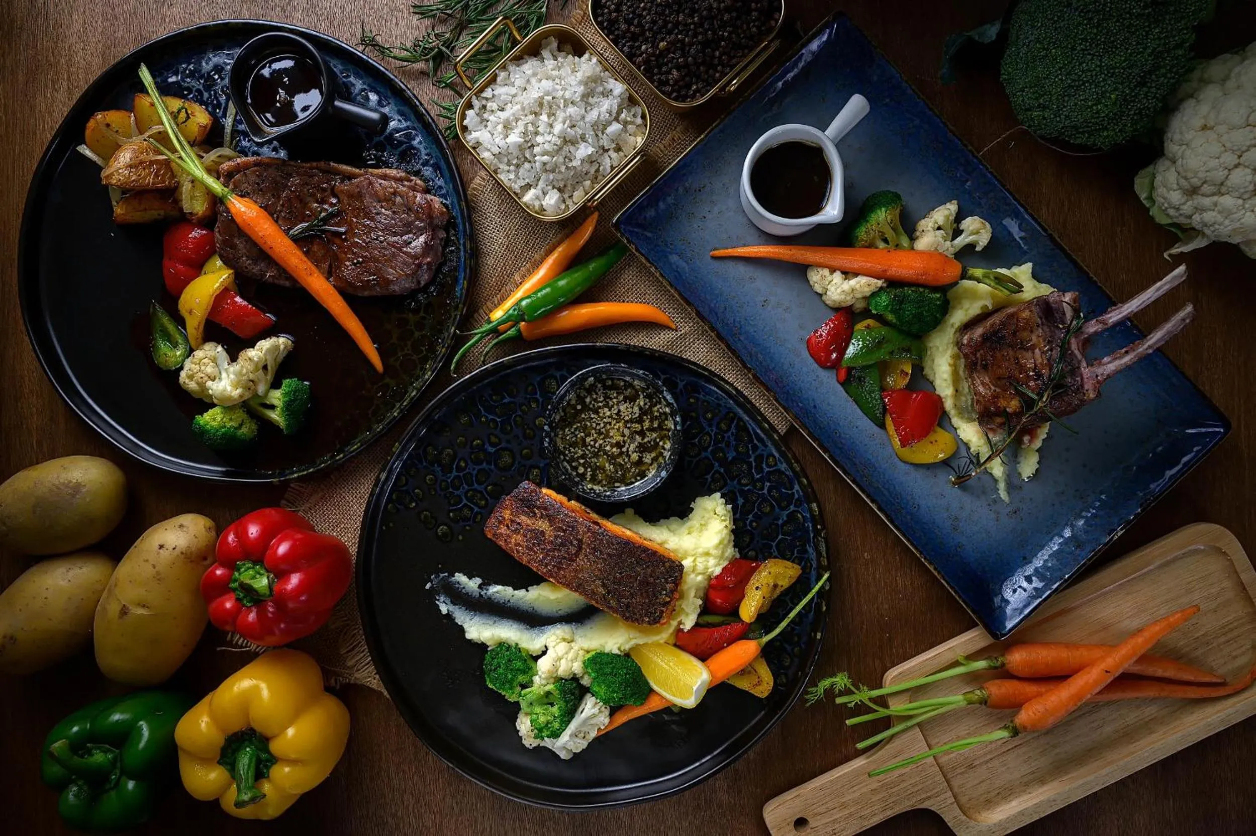 Food and drinks in Phuket Emerald Beach Resort