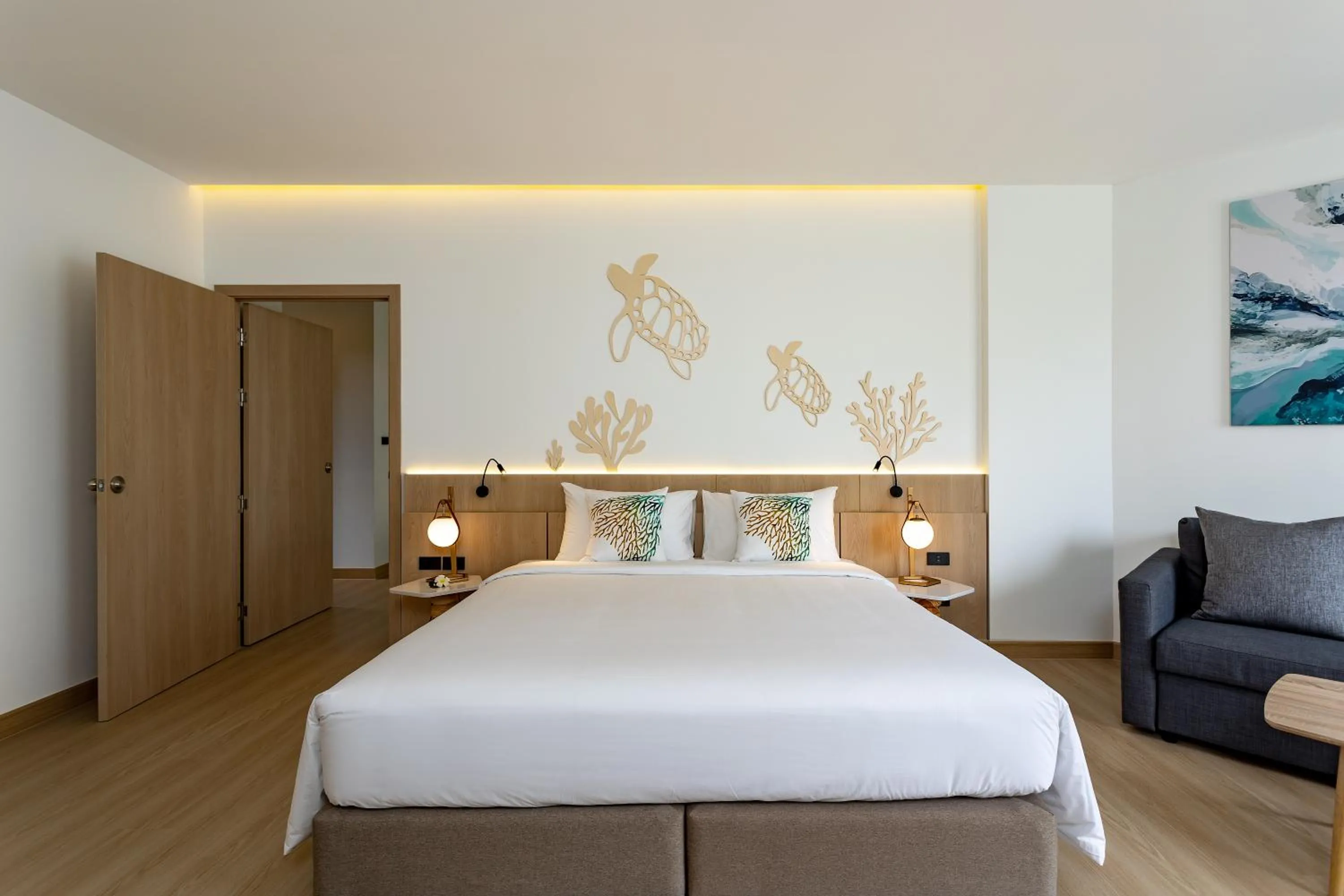 Bed in Phuket Emerald Beach Resort