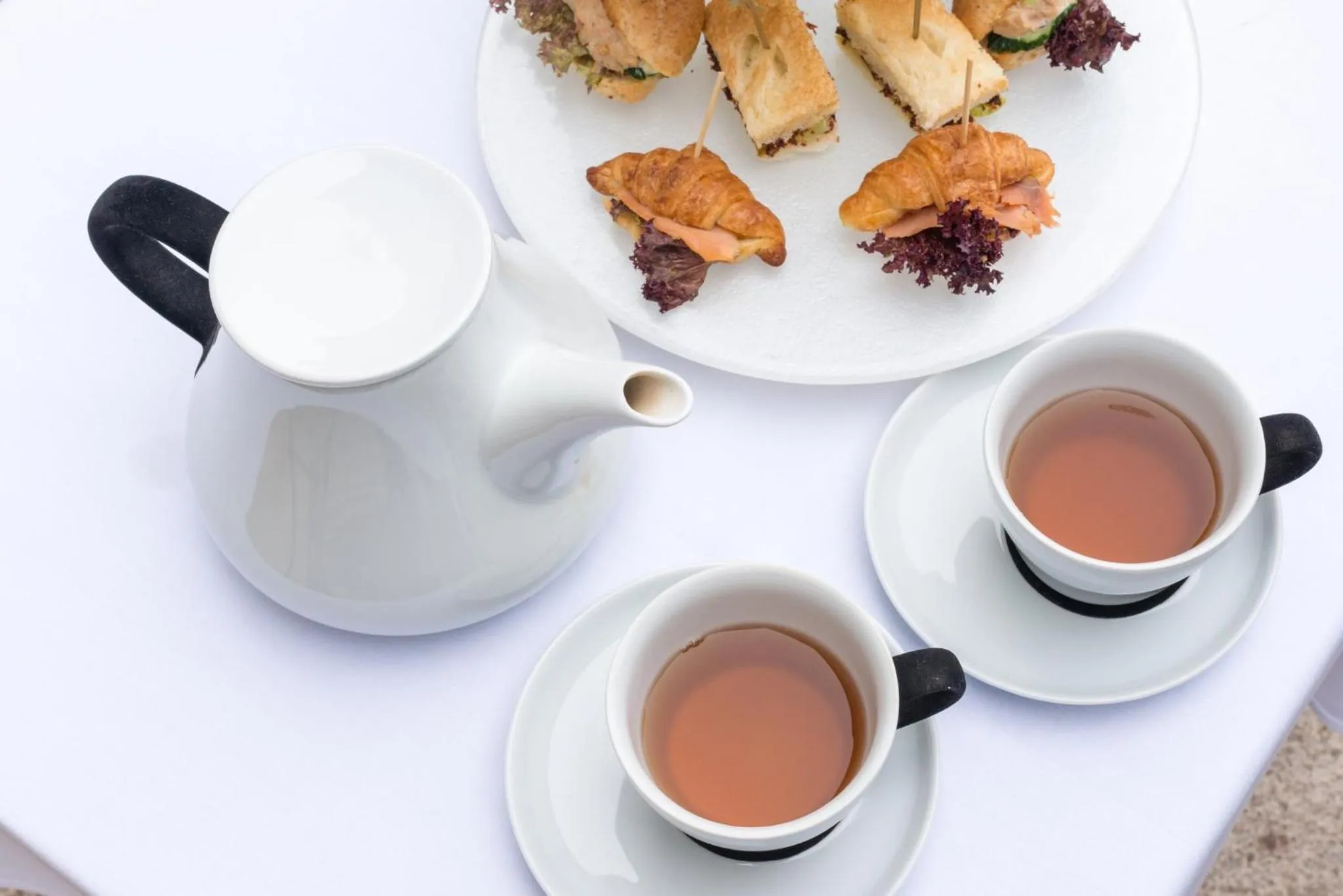 Restaurant/places to eat in Crowne Plaza Chongqing New North Zone by IHG