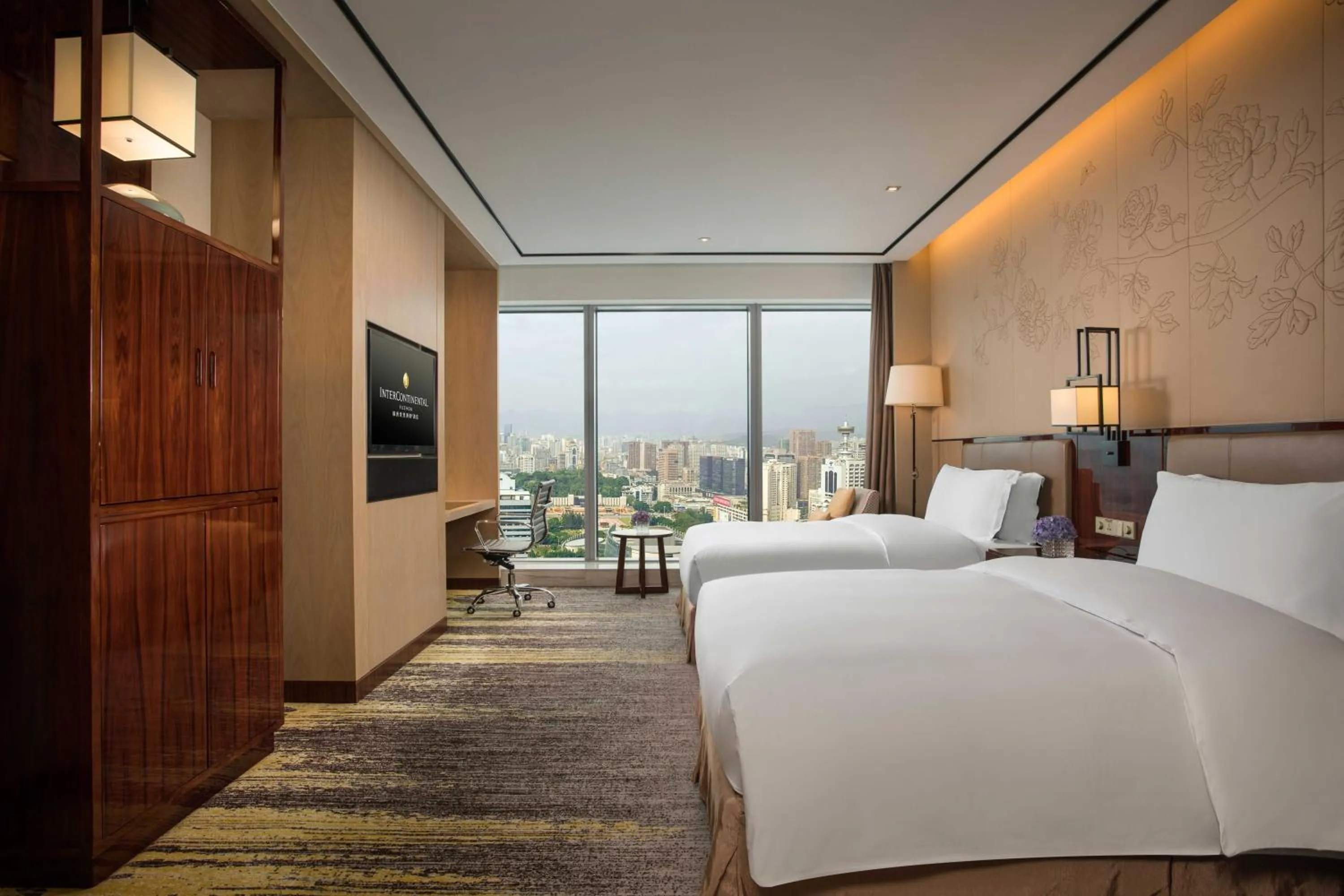 Bed in InterContinental Fuzhou