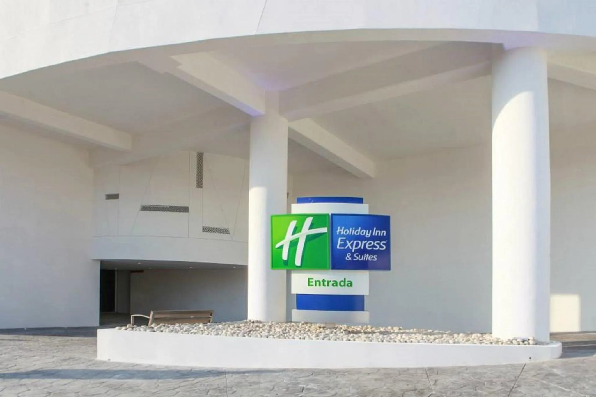 Property building in Holiday Inn Express & Suites Puebla Angelopolis by IHG