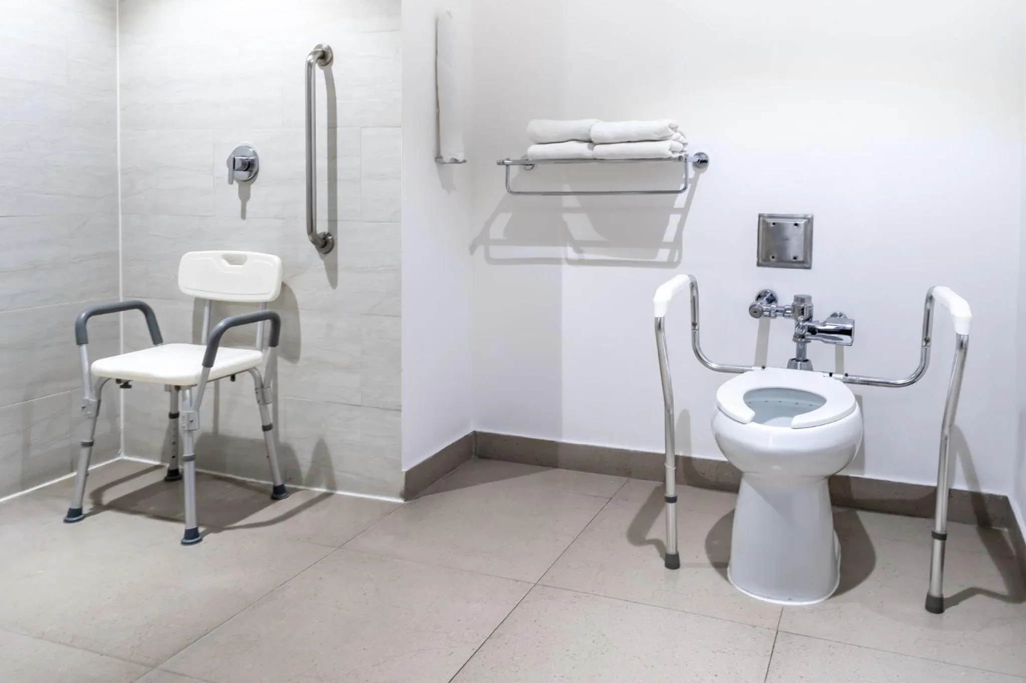 Photo of the whole room in Holiday Inn Express & Suites Puebla Angelopolis by IHG