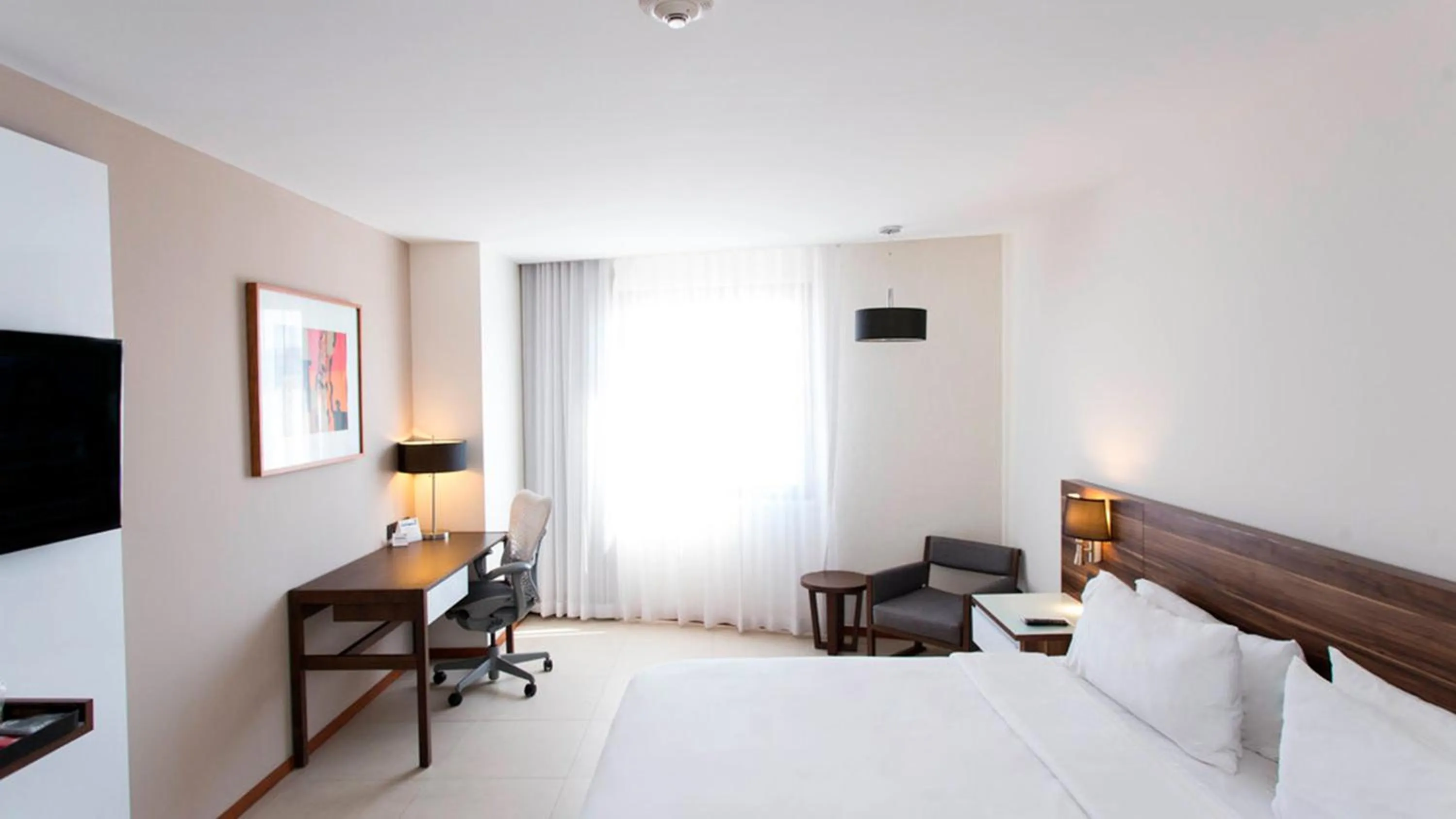Photo of the whole room, Bed in Holiday Inn Express Puerto Vallarta by IHG