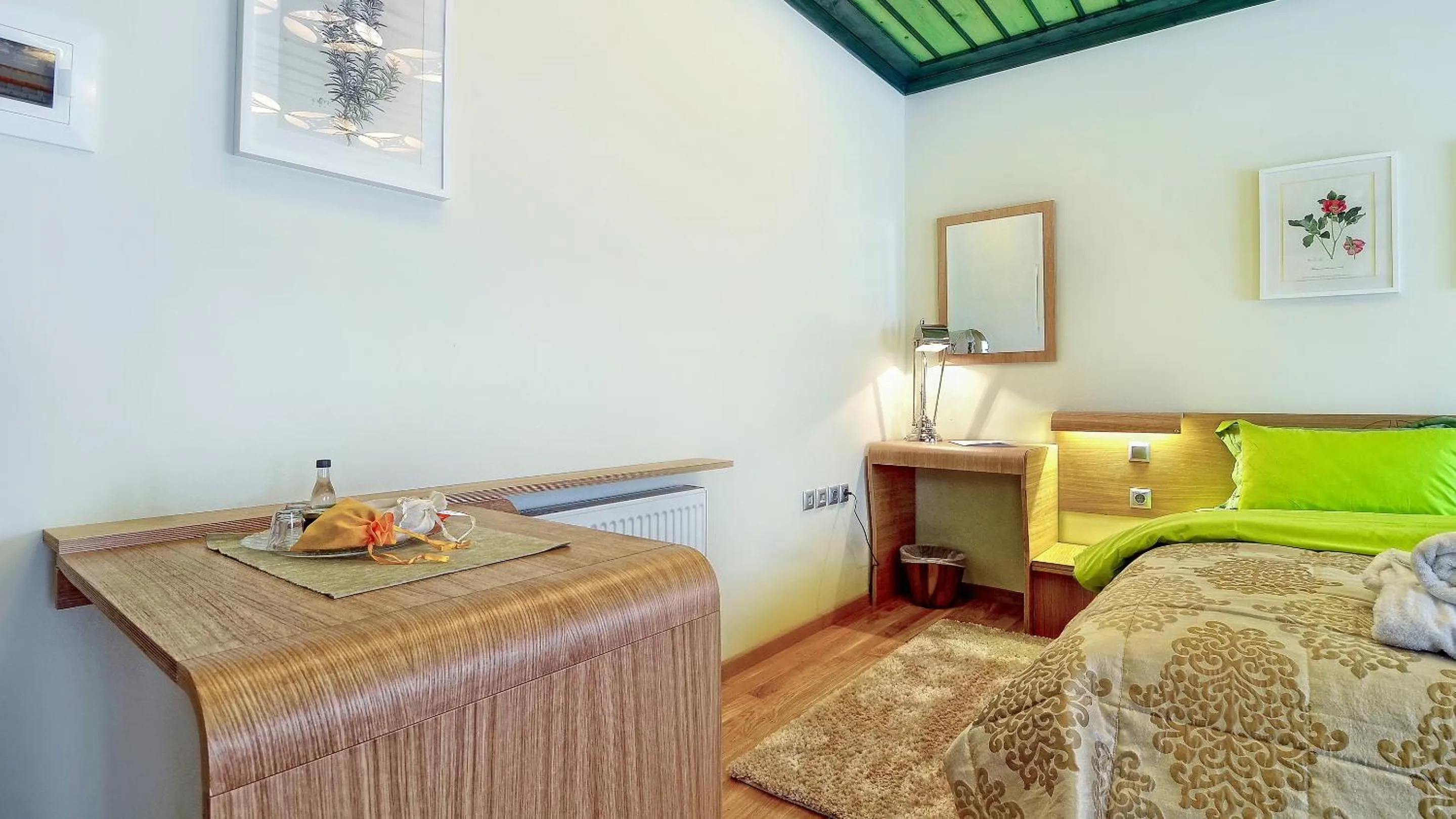 Dining area, Bed in Dilofo Hotel Luxury Suites