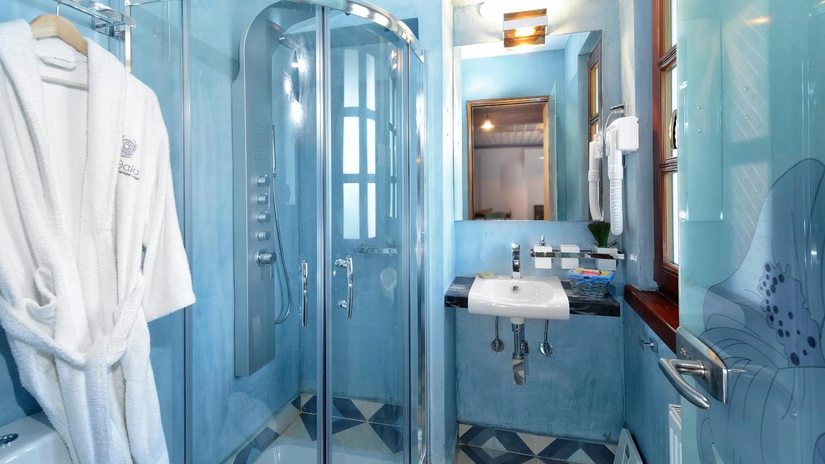 Shower in Dilofo Hotel Luxury Suites