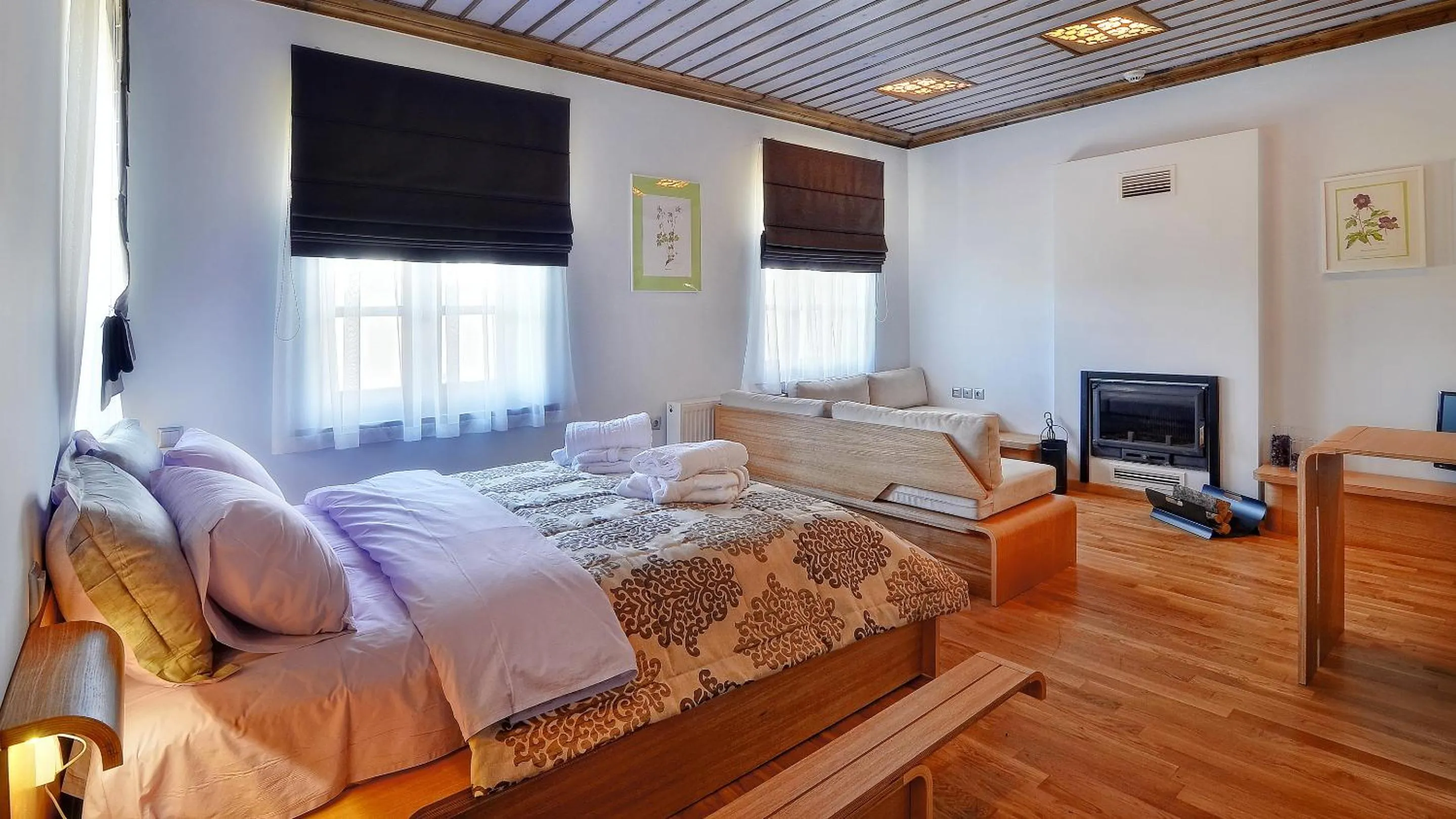 Bedroom, Bed in Dilofo Hotel Luxury Suites