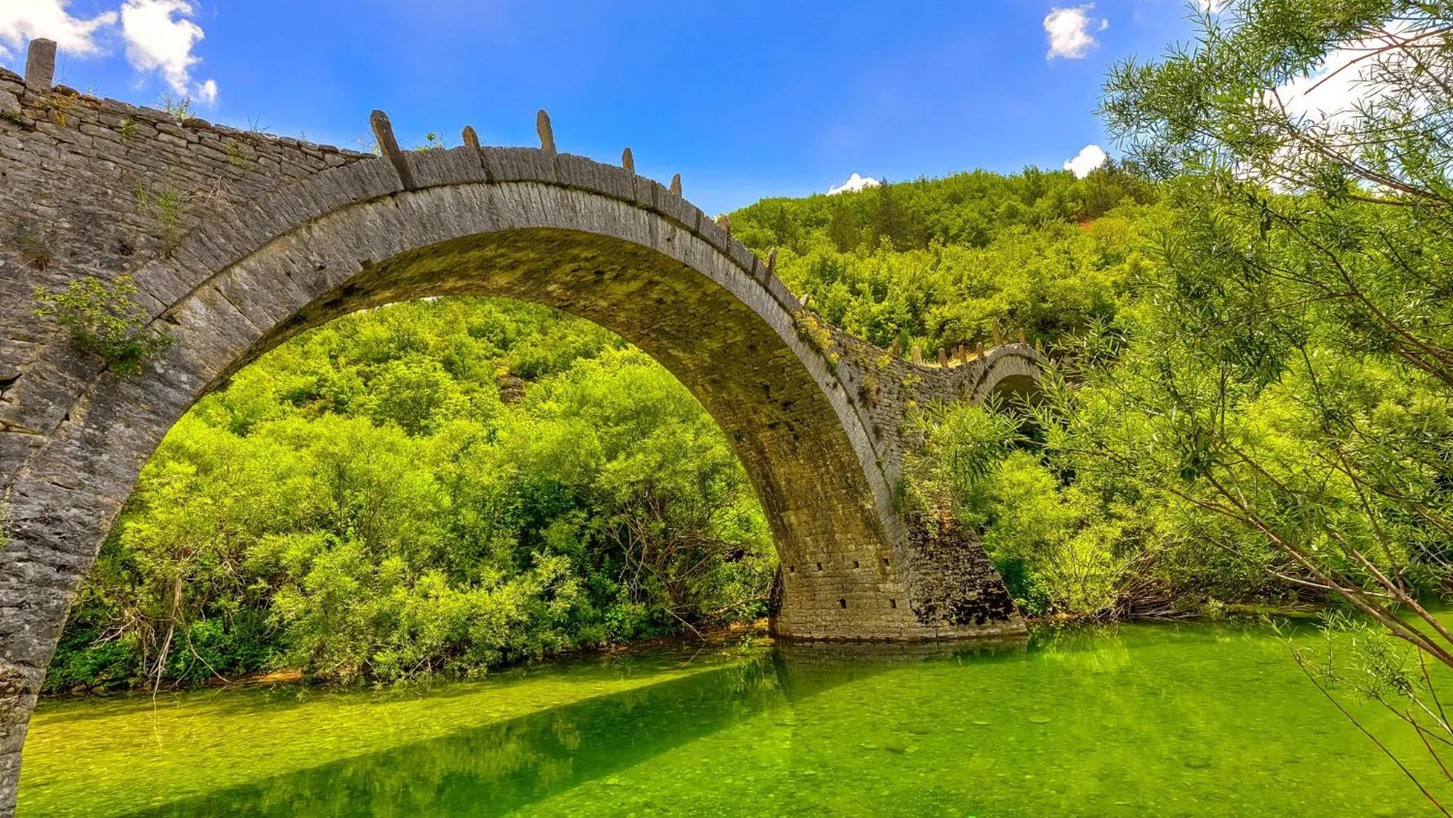 Hiking in Dilofo Hotel Luxury Suites