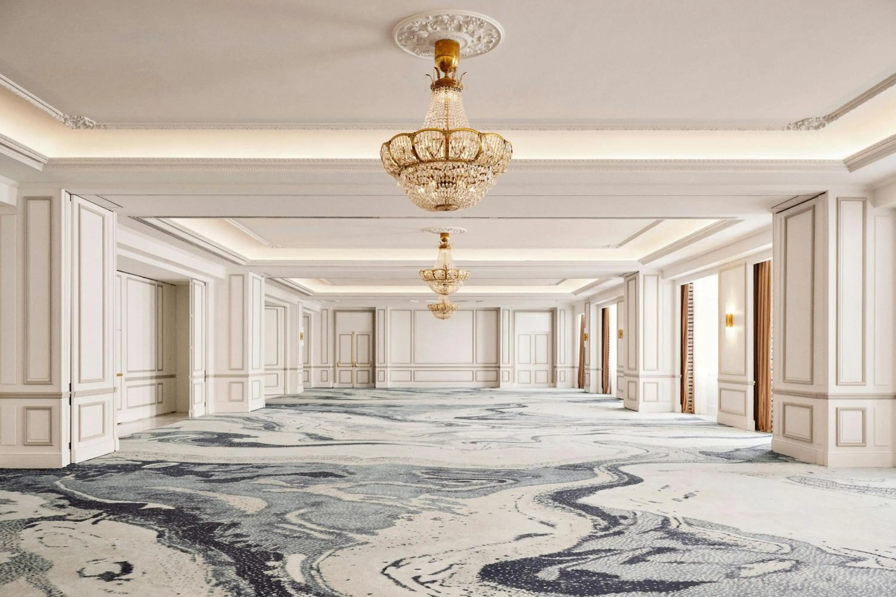 Meeting/conference room in The Palace, a Luxury Collection Hotel, Madrid