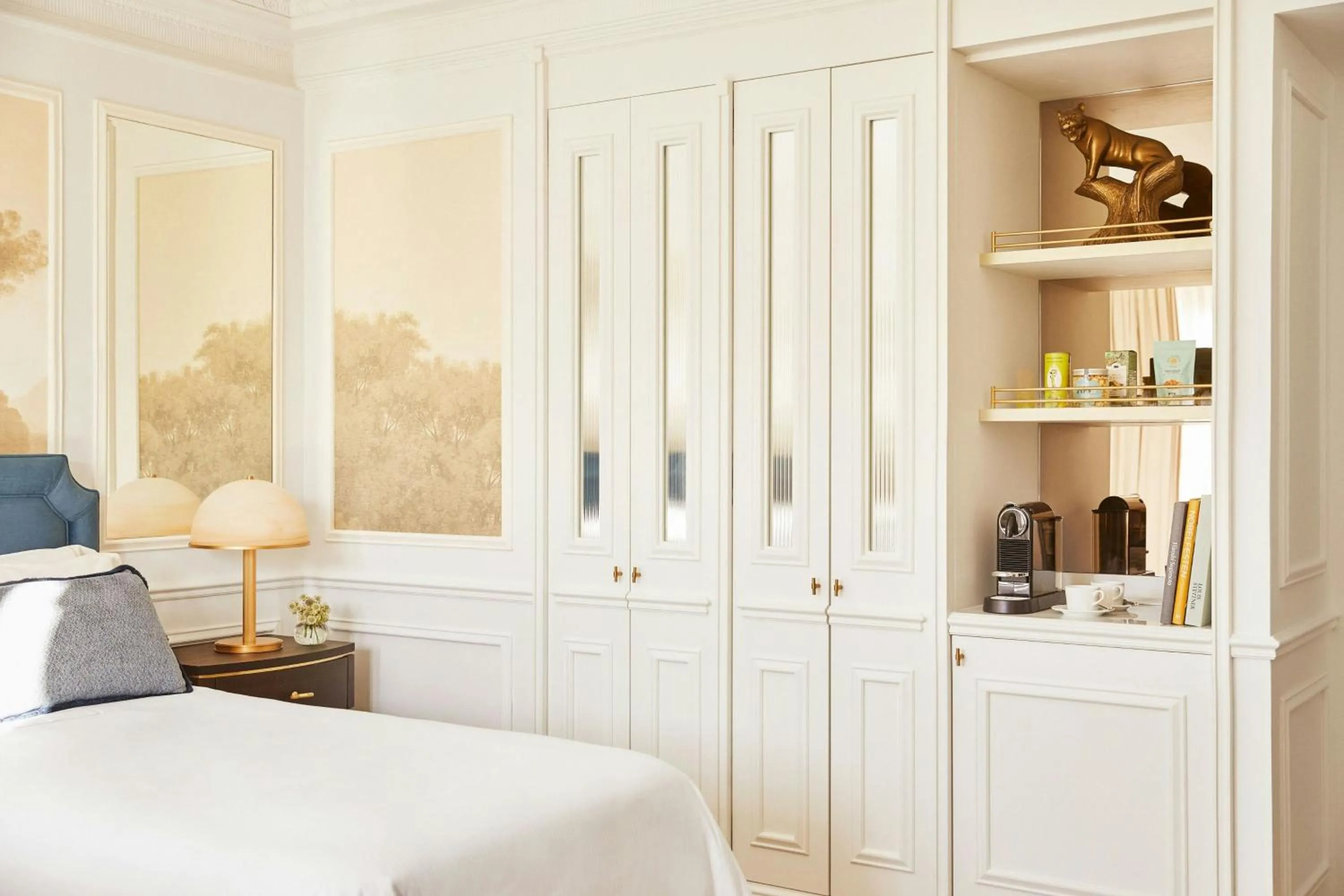 Photo of the whole room, Bed in The Palace, a Luxury Collection Hotel, Madrid