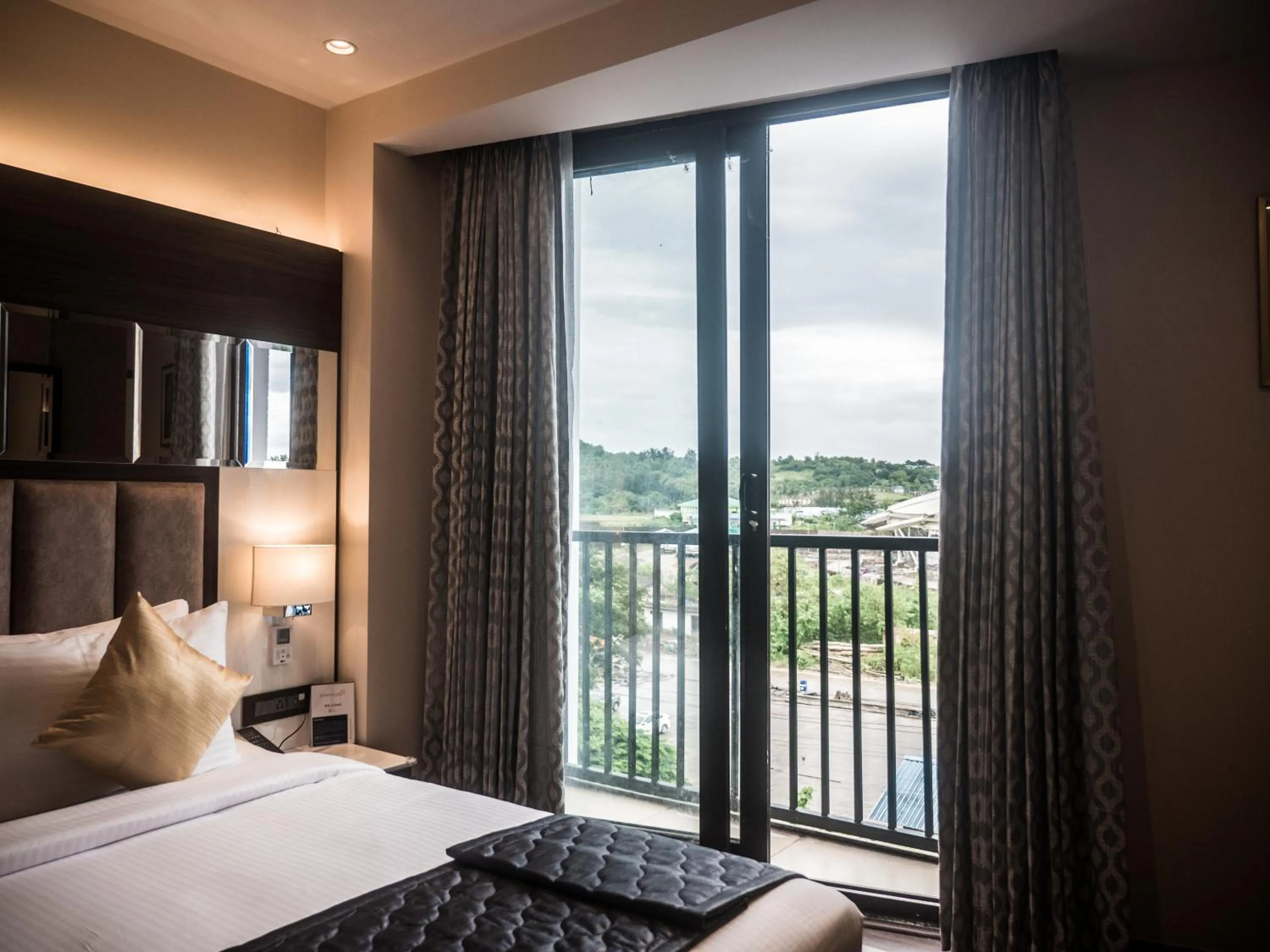 Bed in Eastern Gate - A Bergamont Group of Hotel