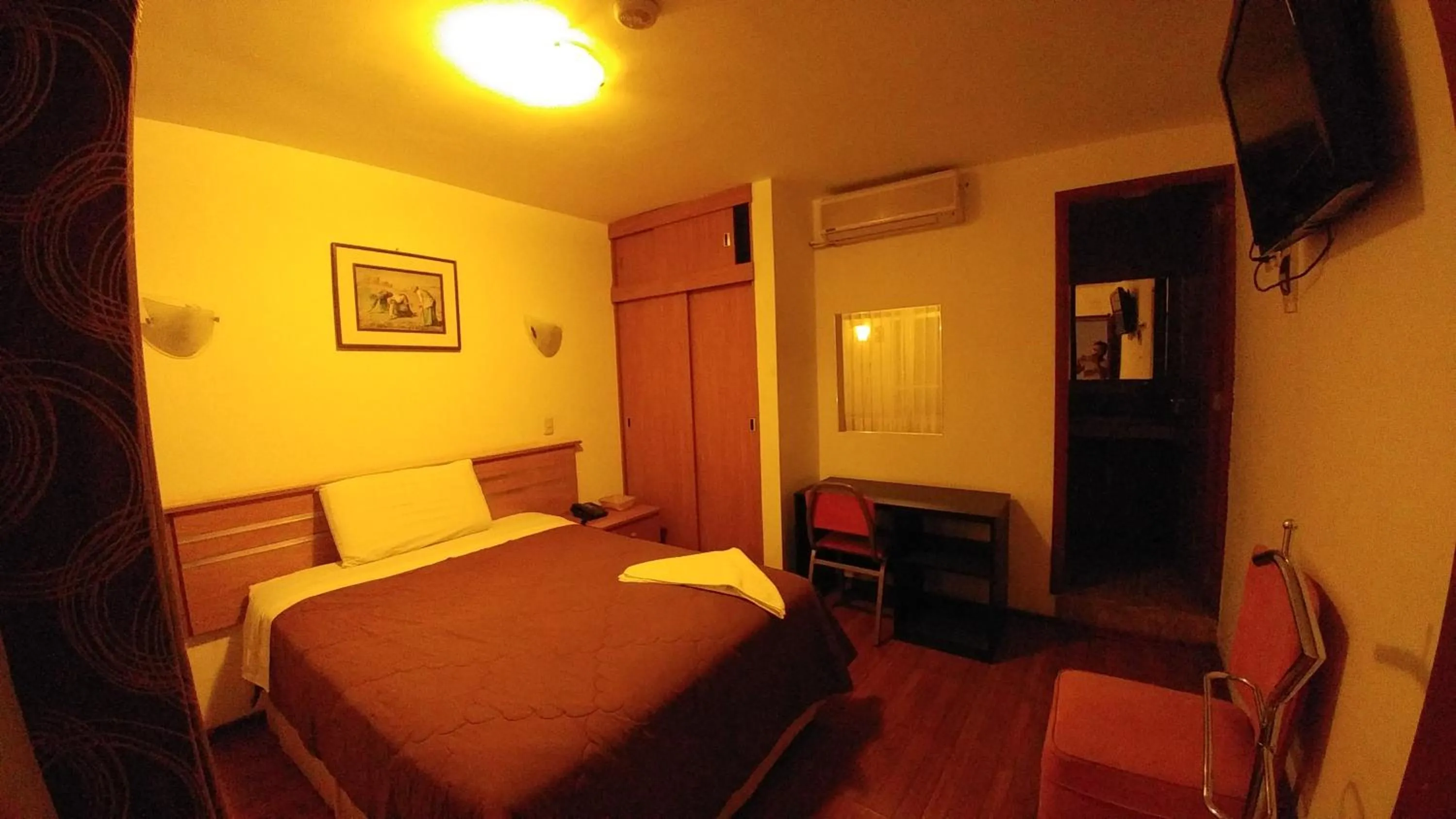 Photo of the whole room, Bed in Libertad Hotel