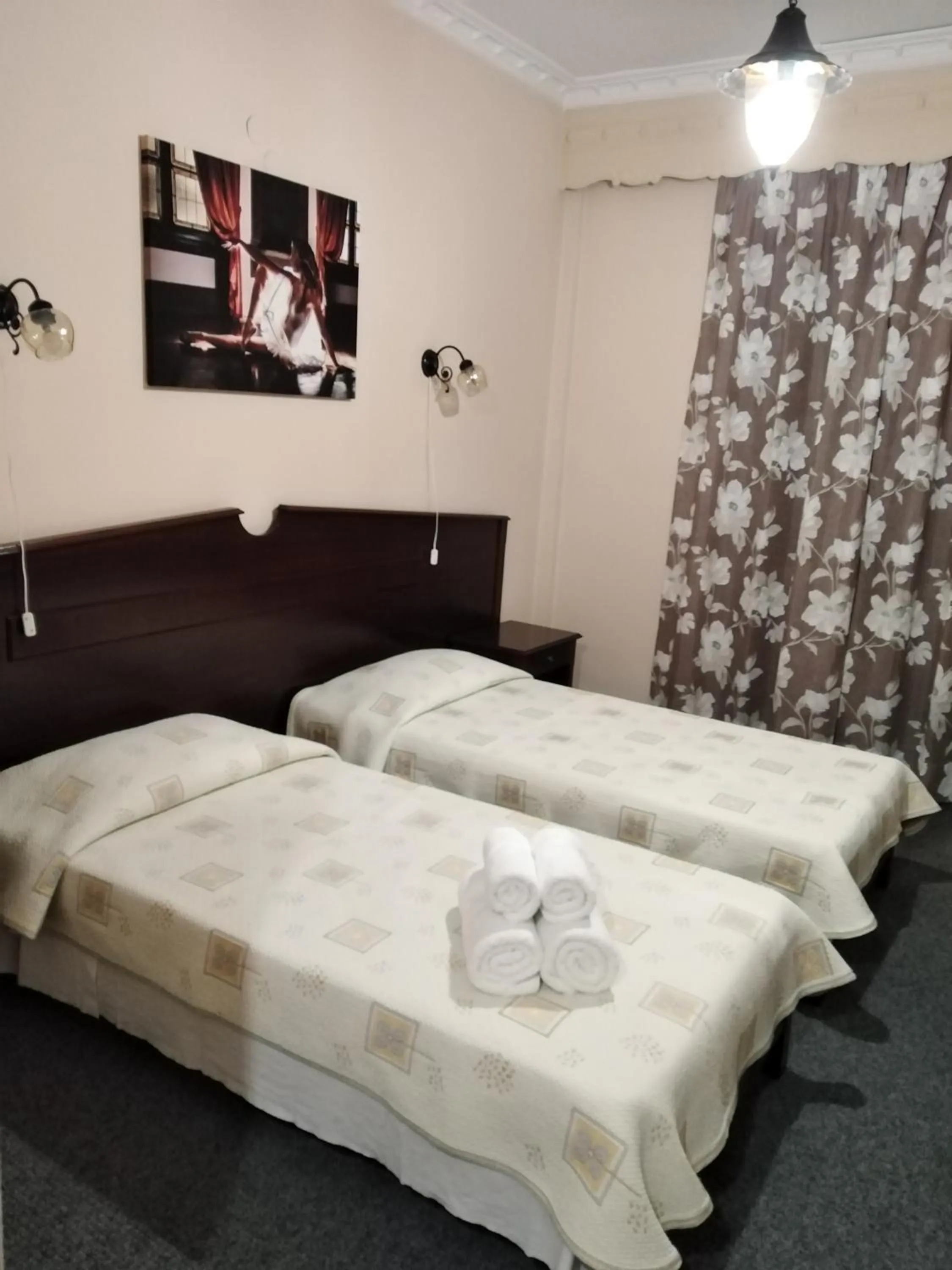 Bed in Hotel Faraggi