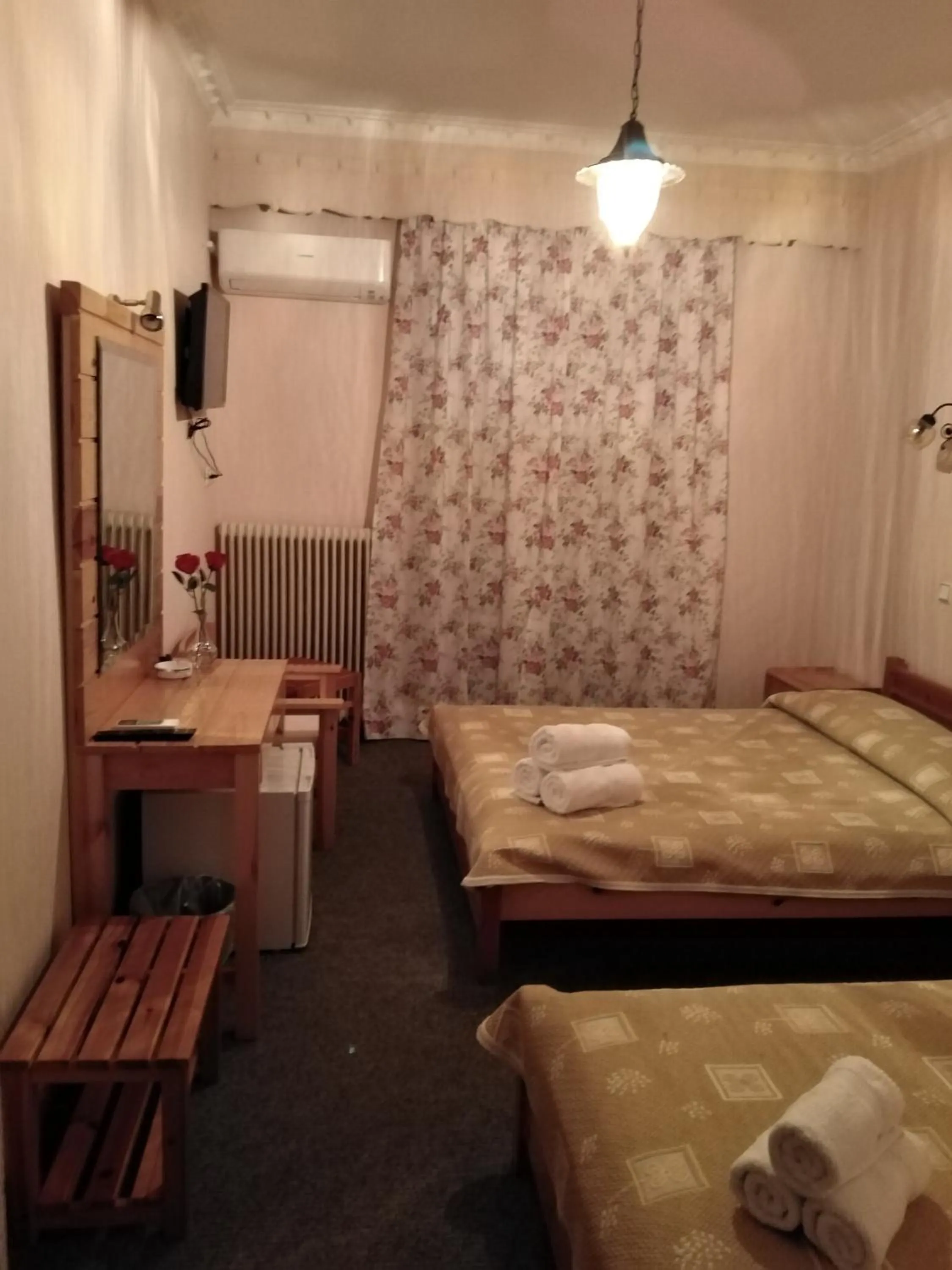 Bed in Hotel Faraggi