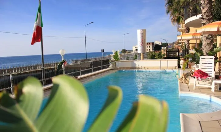 Swimming pool in Lion's Hotel