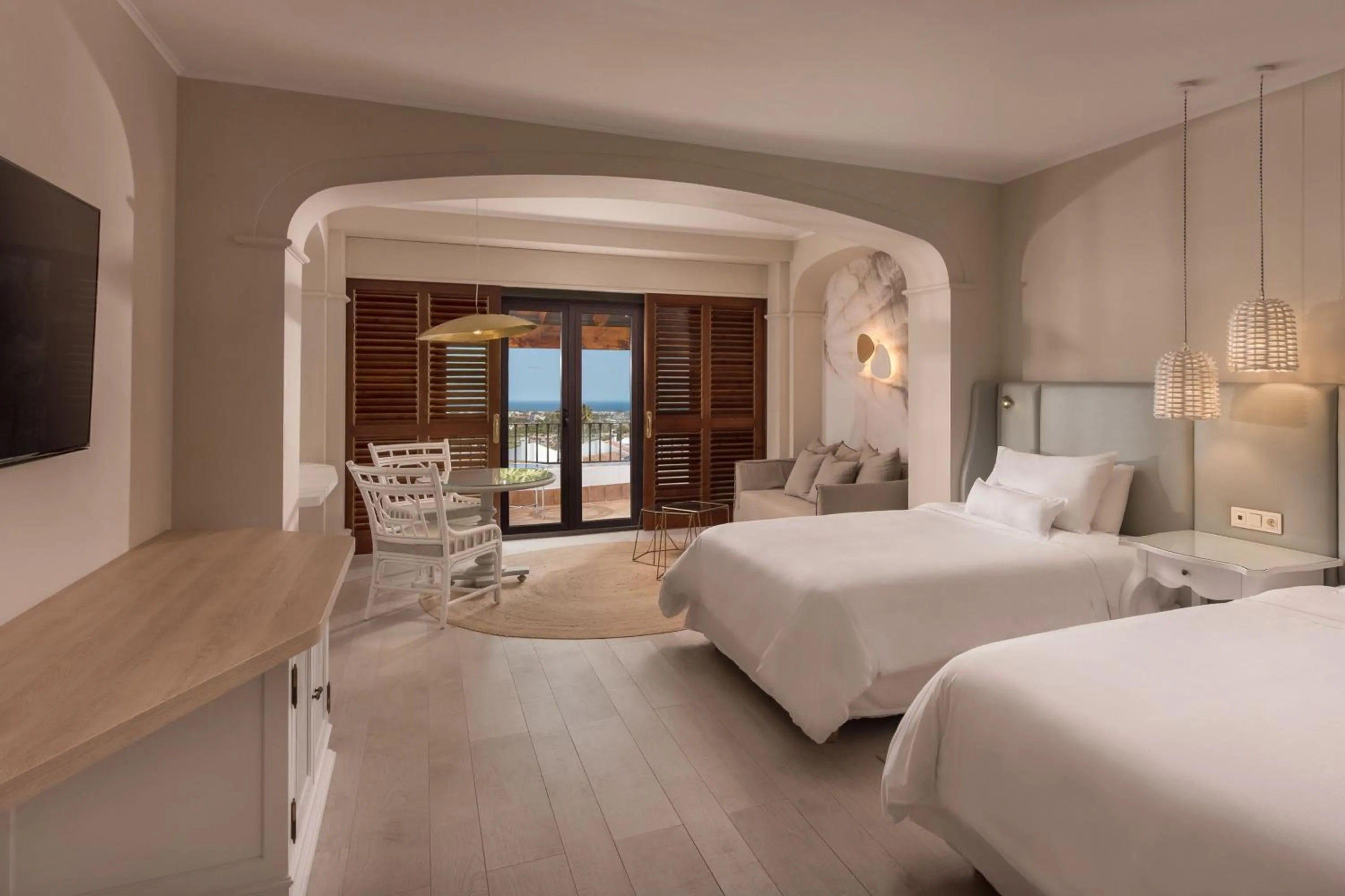 Photo of the whole room, Bed in The Westin La Quinta Golf Resort & Spa, Benahavis, Marbella